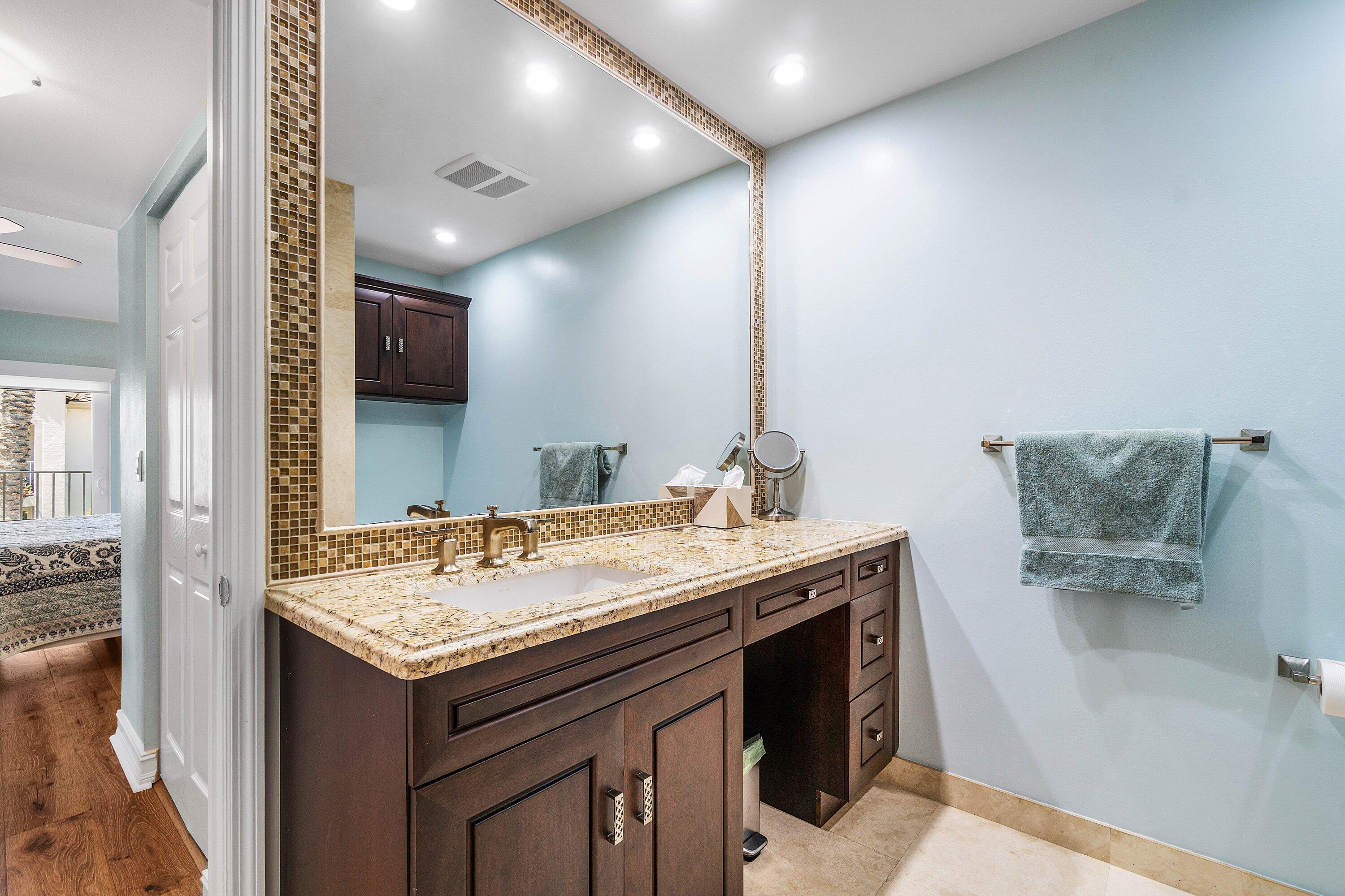 3604 S Ocean Boulevard 105