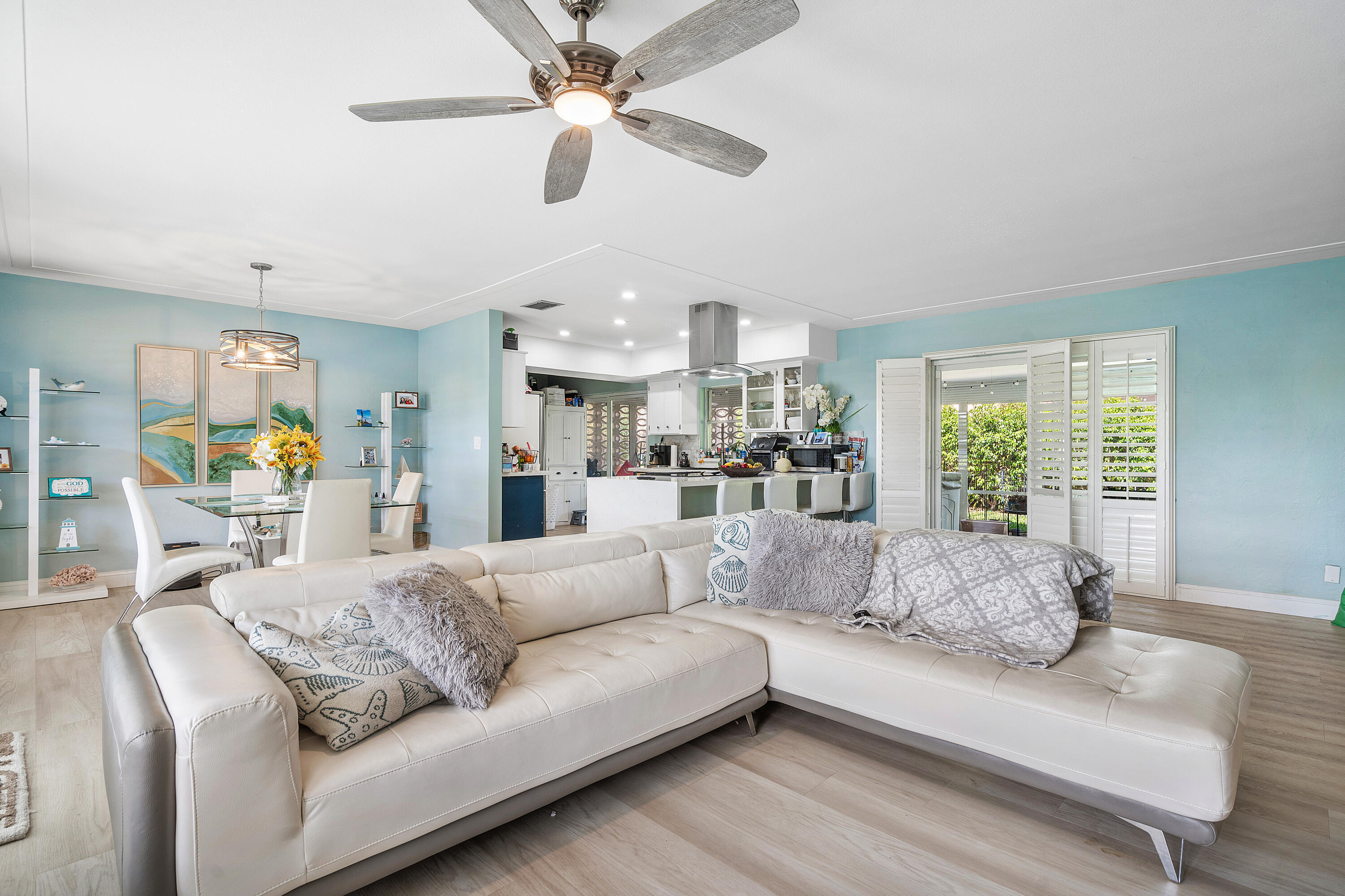 420 SE 12th Avenue