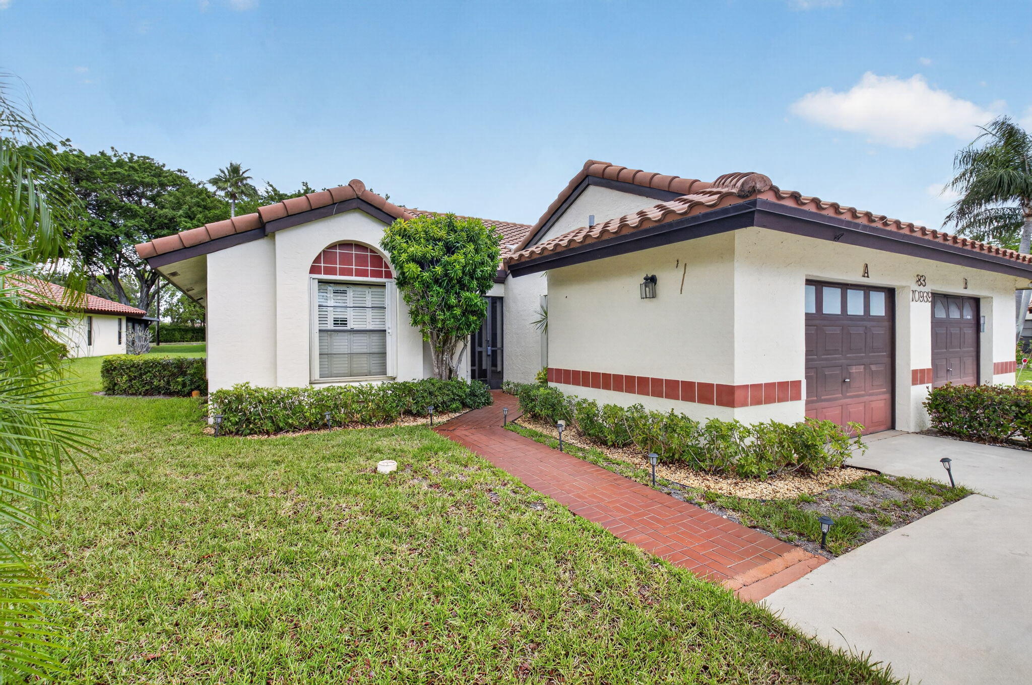 10939 Roebelini Palm Court A