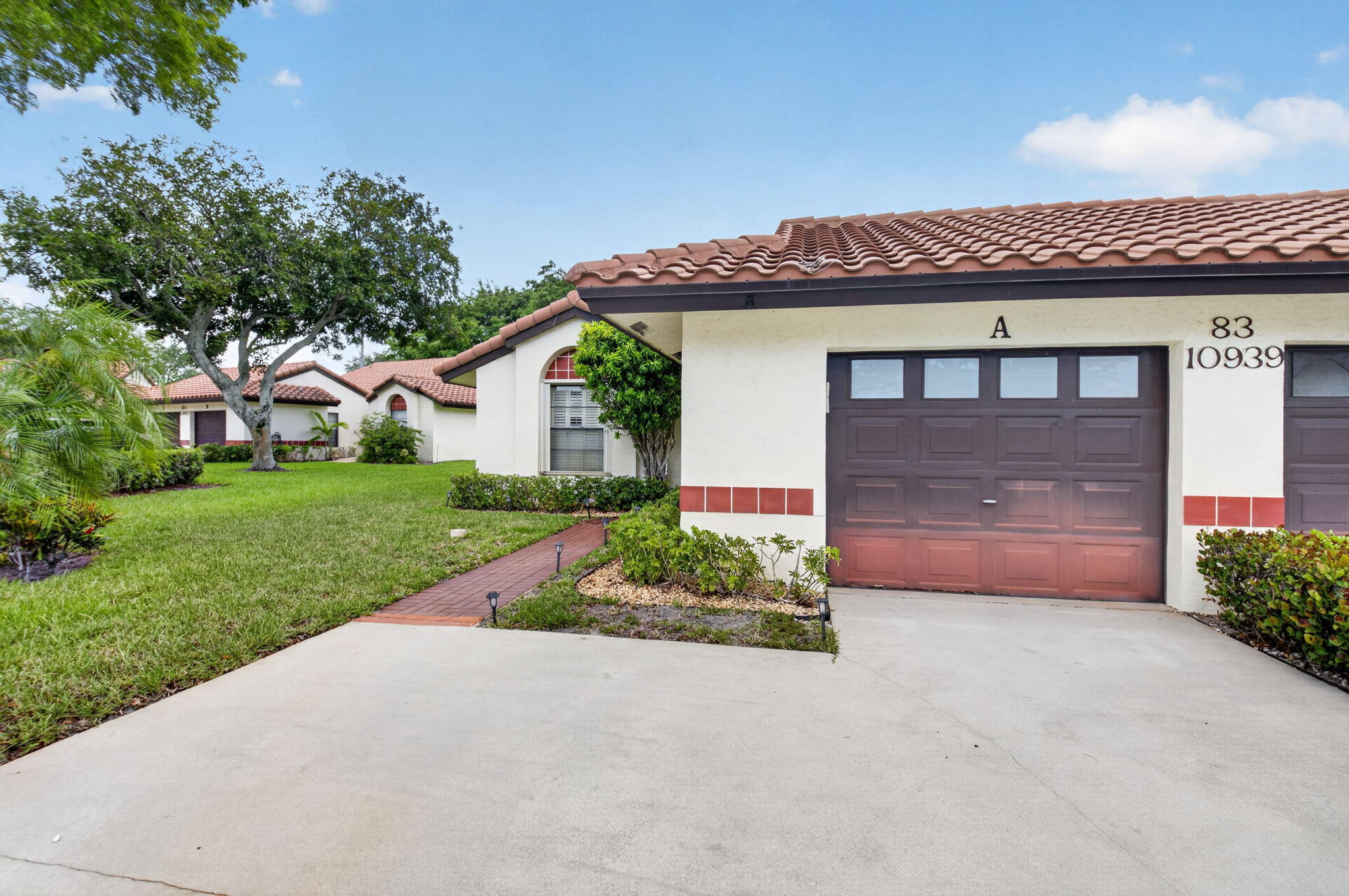 10939 Roebelini Palm Court A