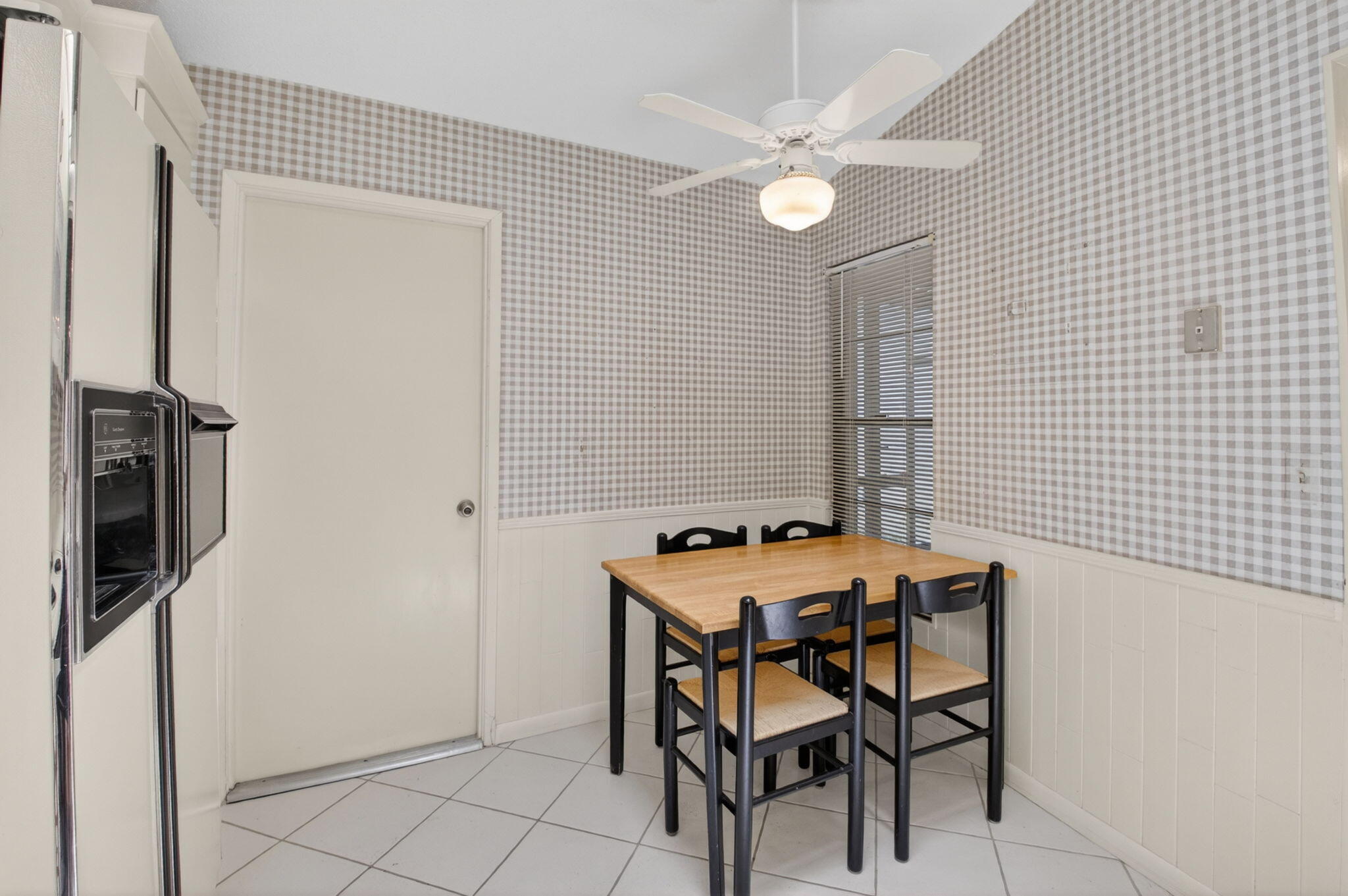 10939 Roebelini Palm Court A