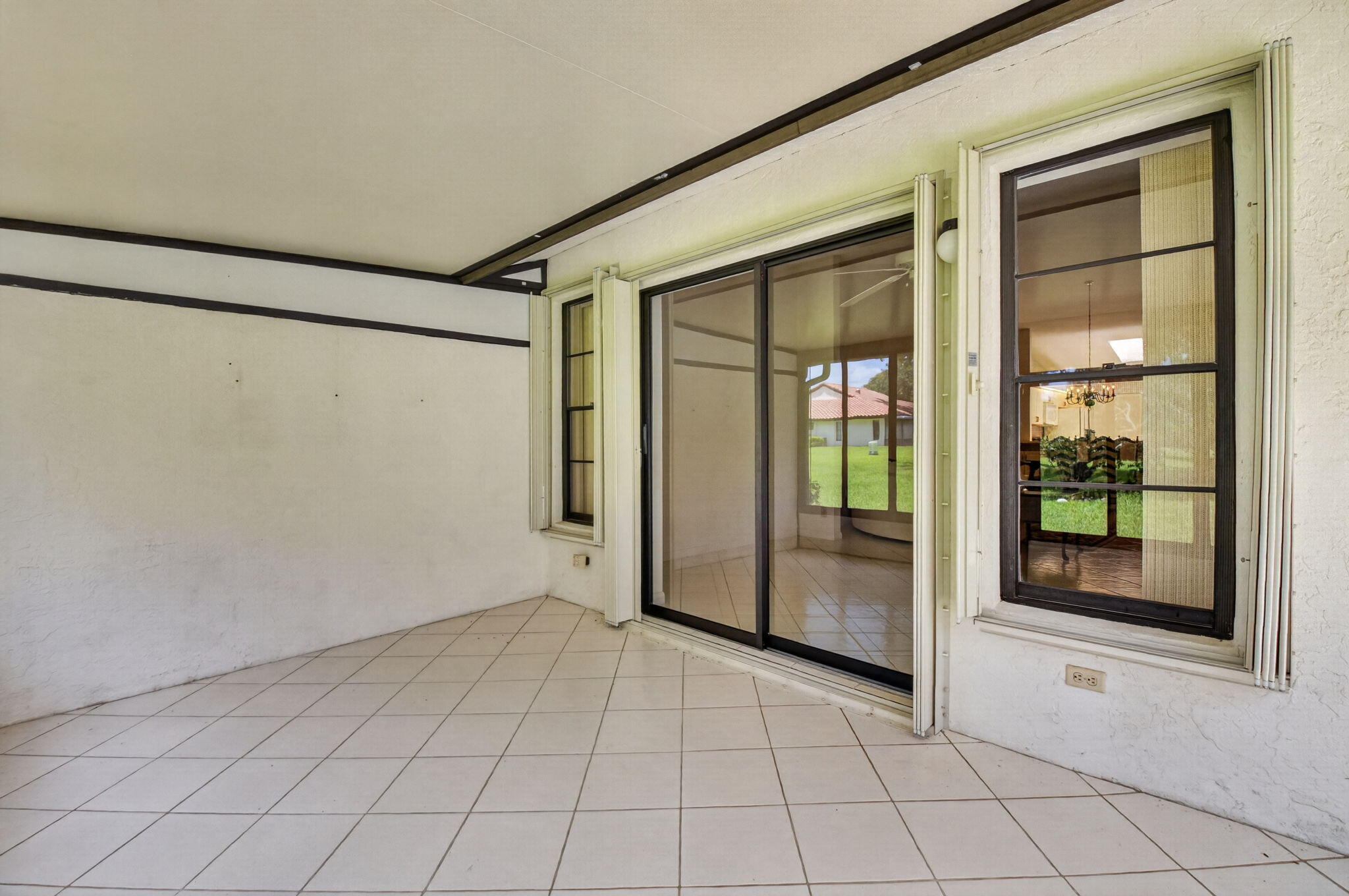 10939 Roebelini Palm Court A