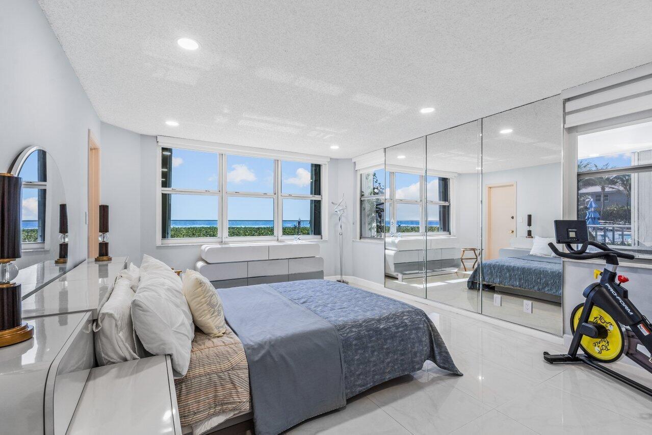 5200 N Ocean Drive 102