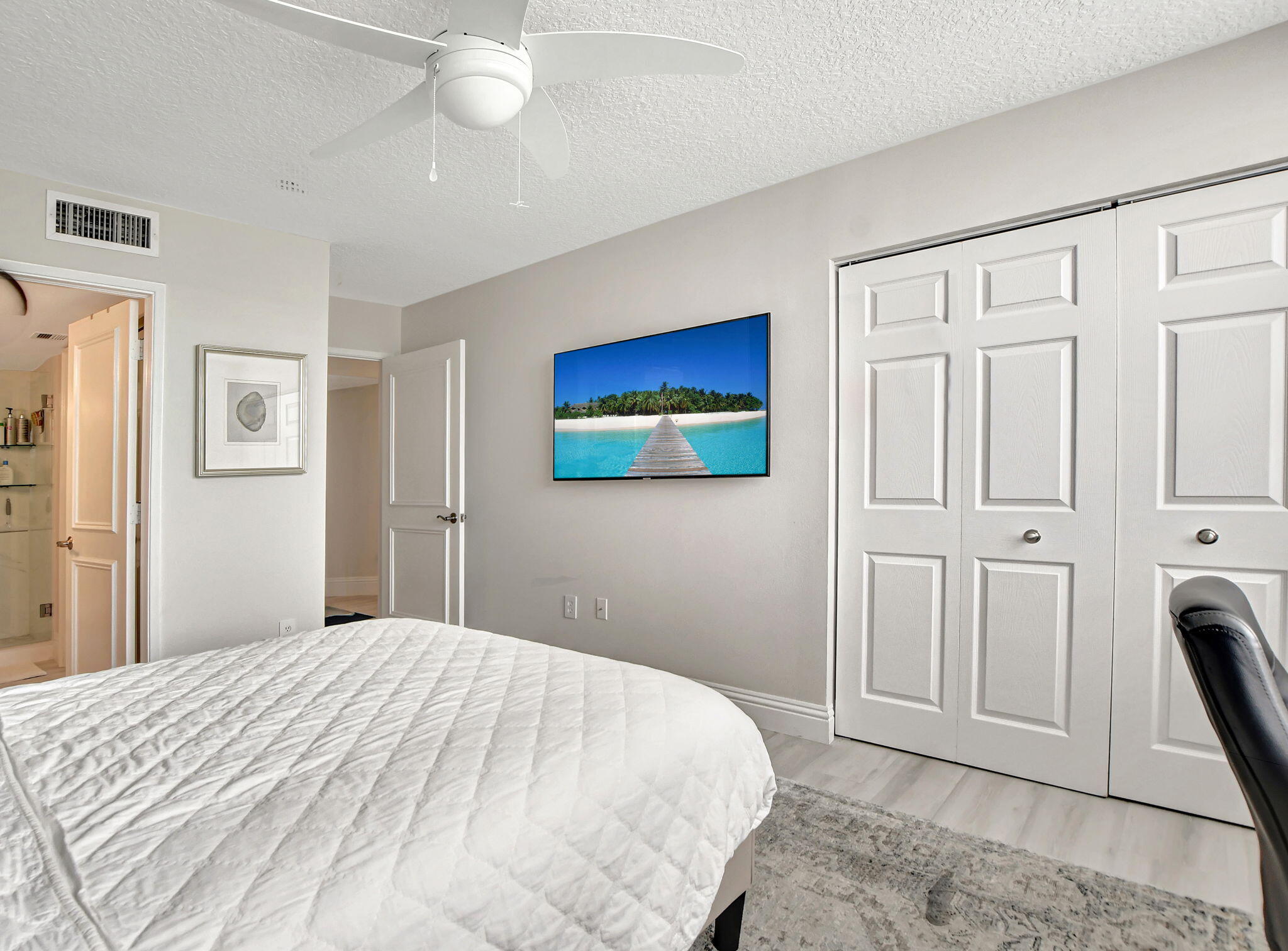 3594 S Ocean Boulevard 302