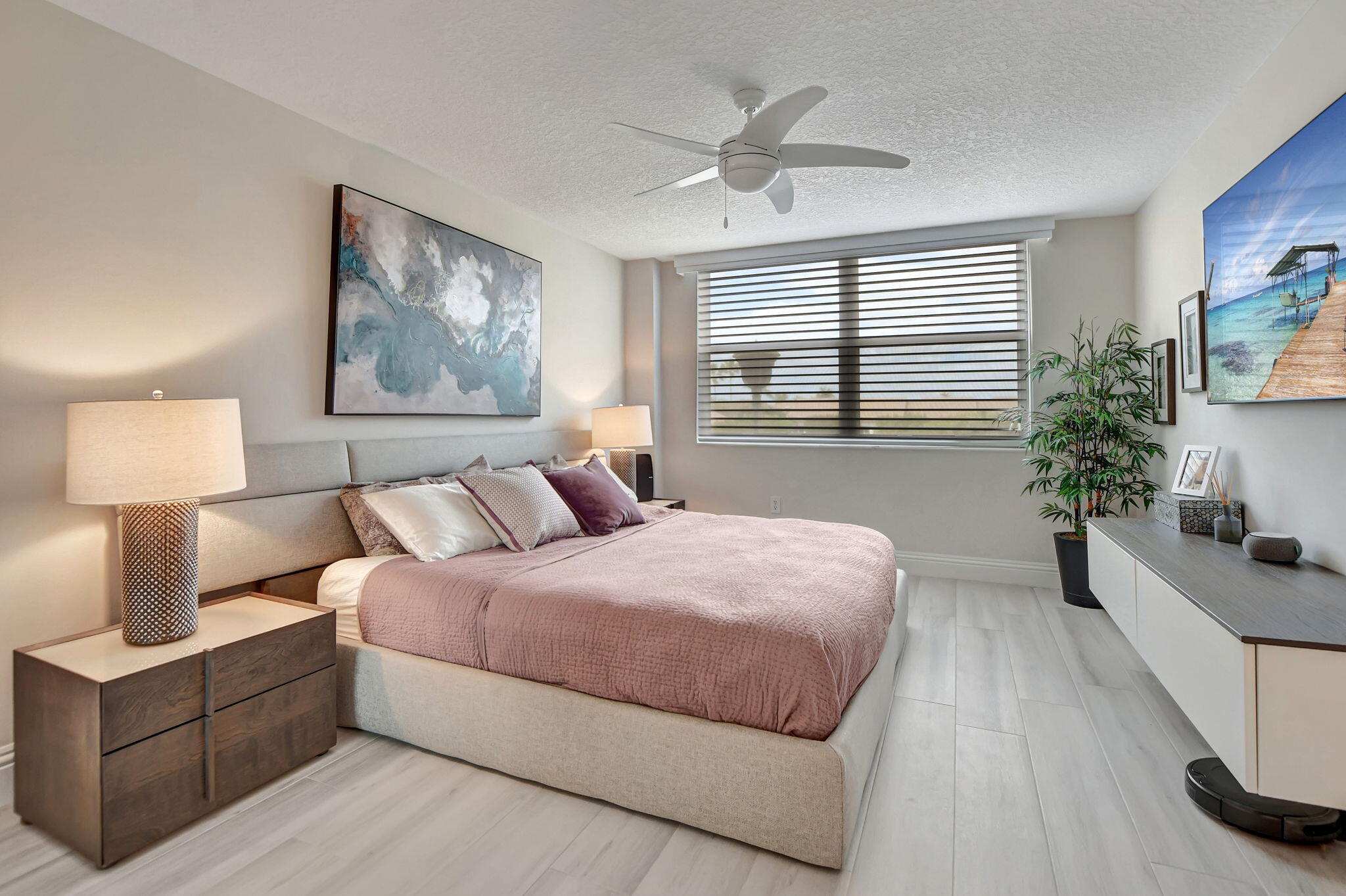 3594 S Ocean Boulevard 302
