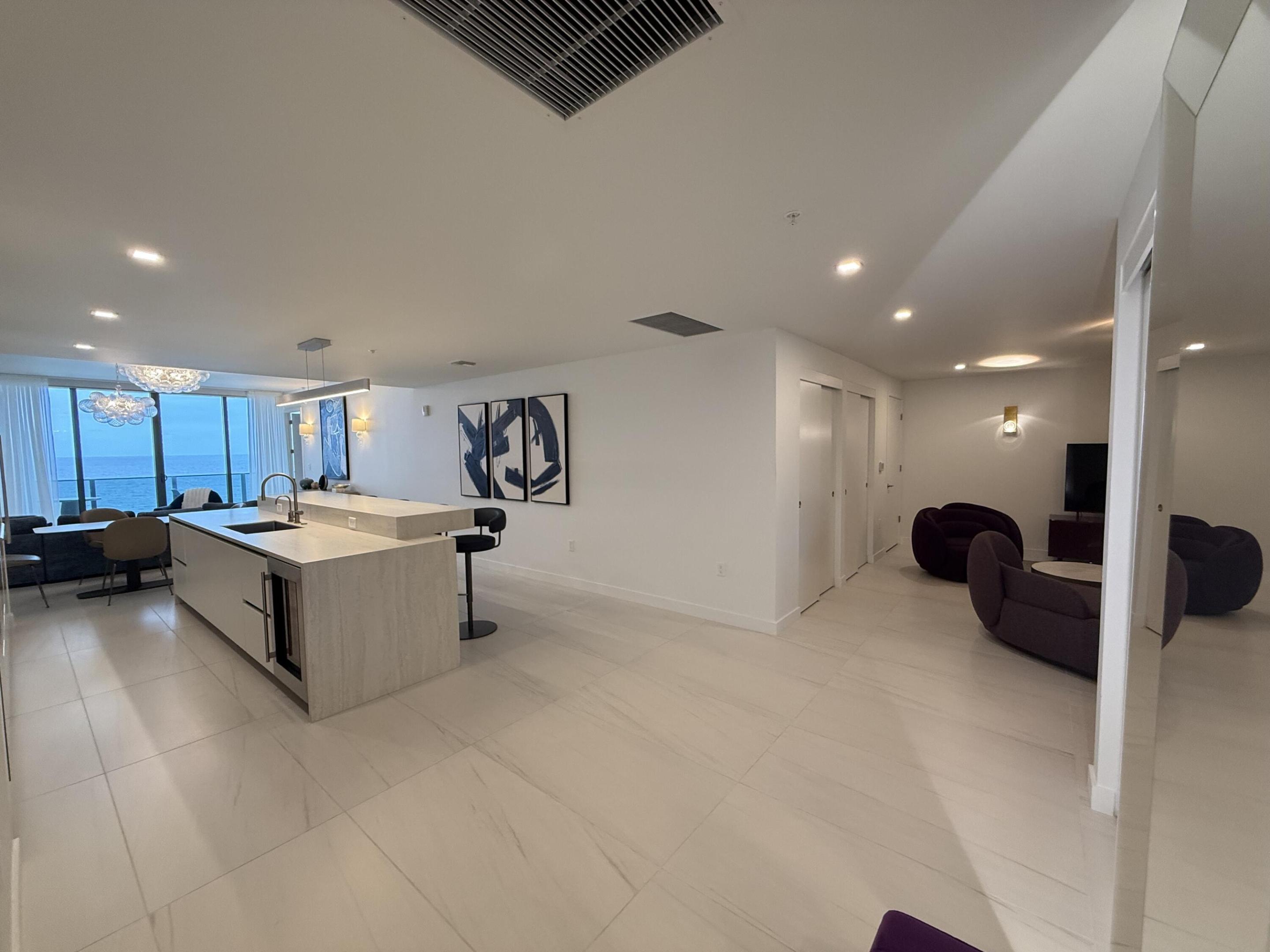 900 N Ocean Boulevard 1504