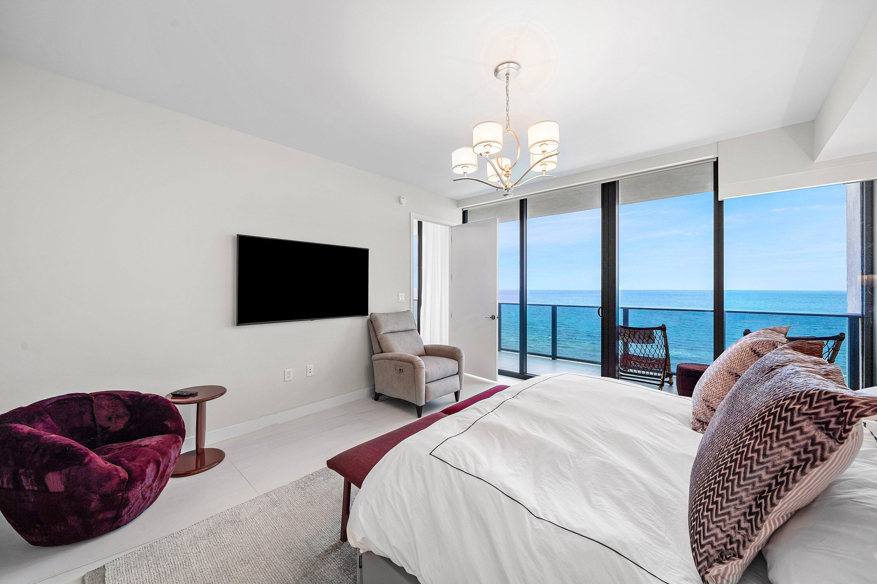 900 N Ocean Boulevard 1504