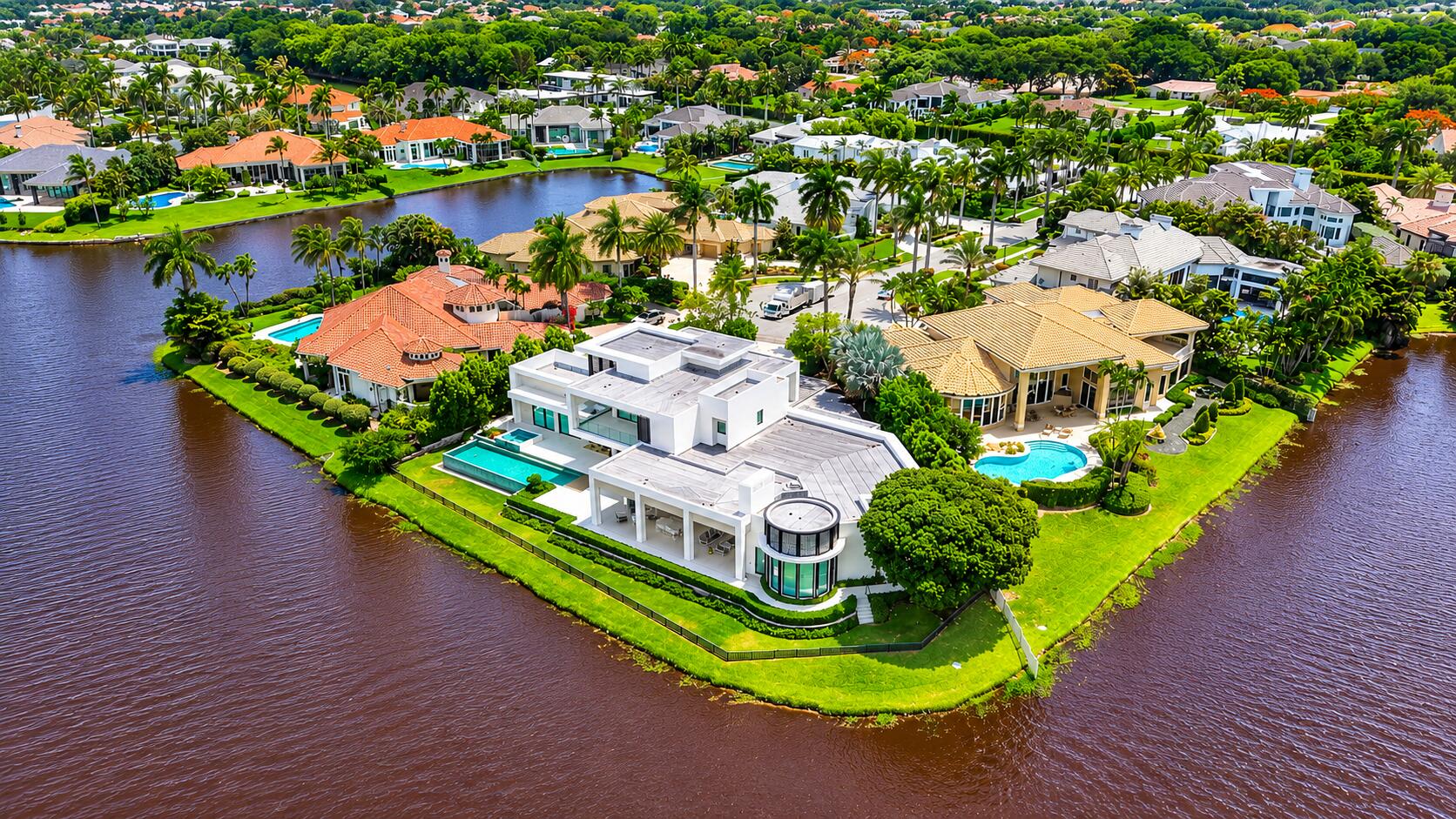 6960 Lake Estates Court