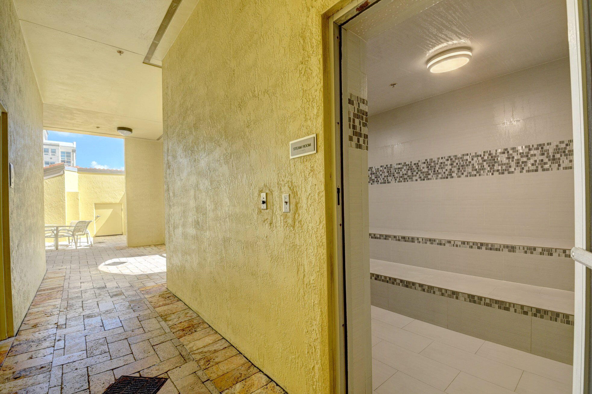 801 S Olive Avenue 614