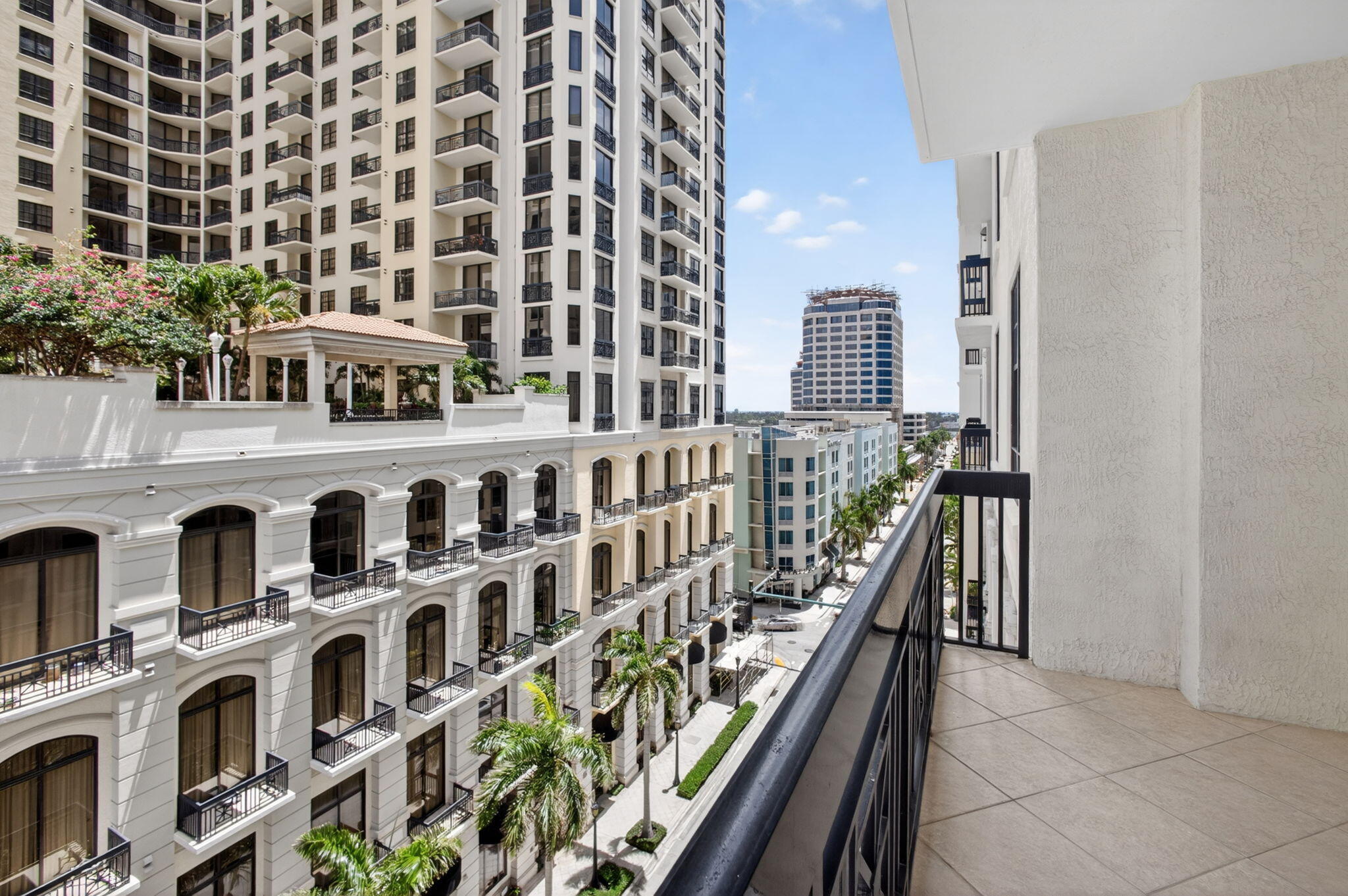 801 S Olive Avenue 614