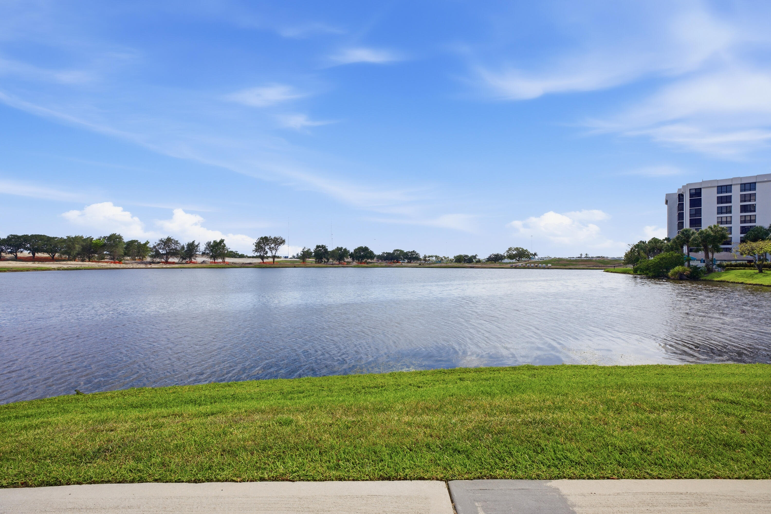 7768 Lakeside Boulevard 515
