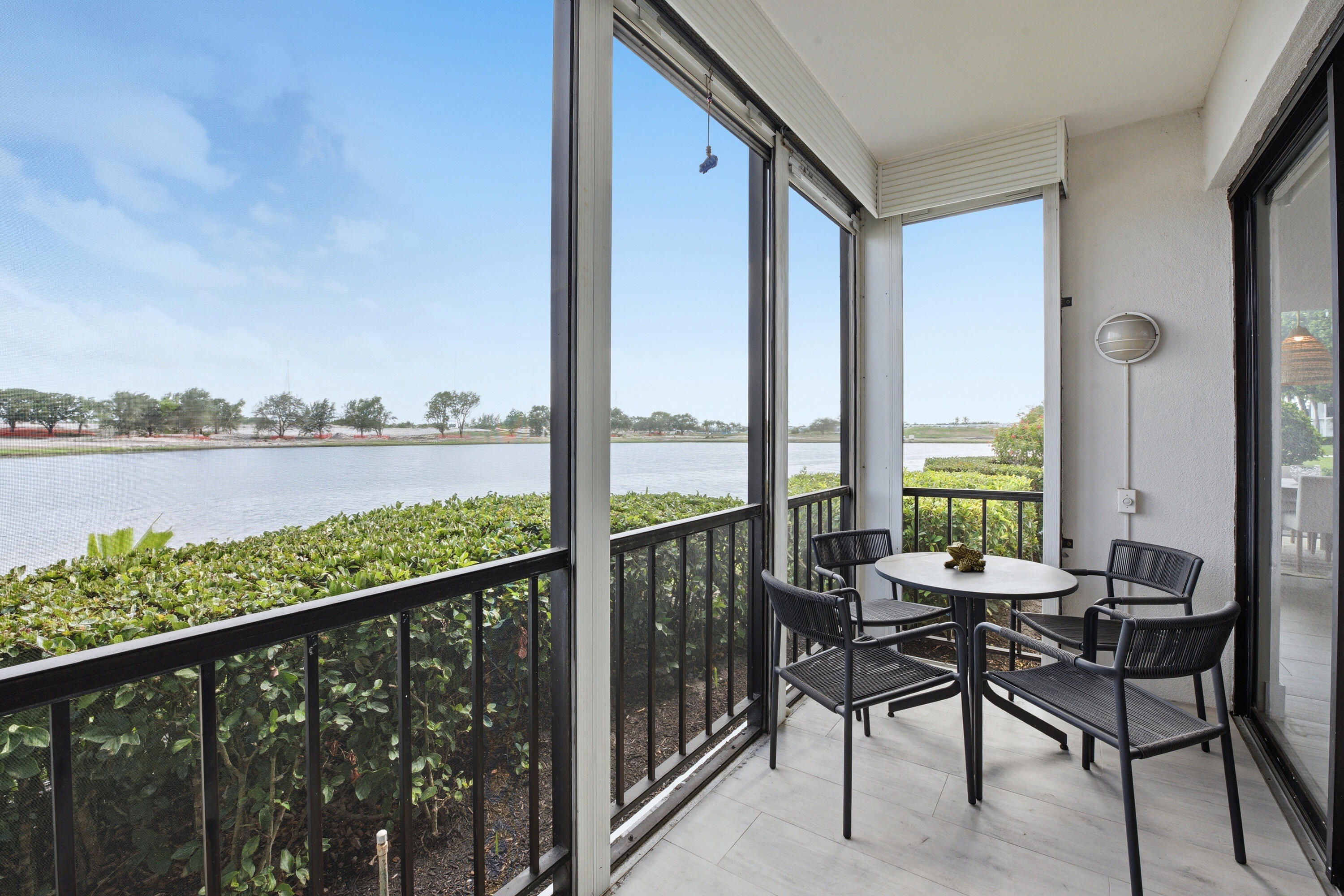 7768 Lakeside Boulevard 515