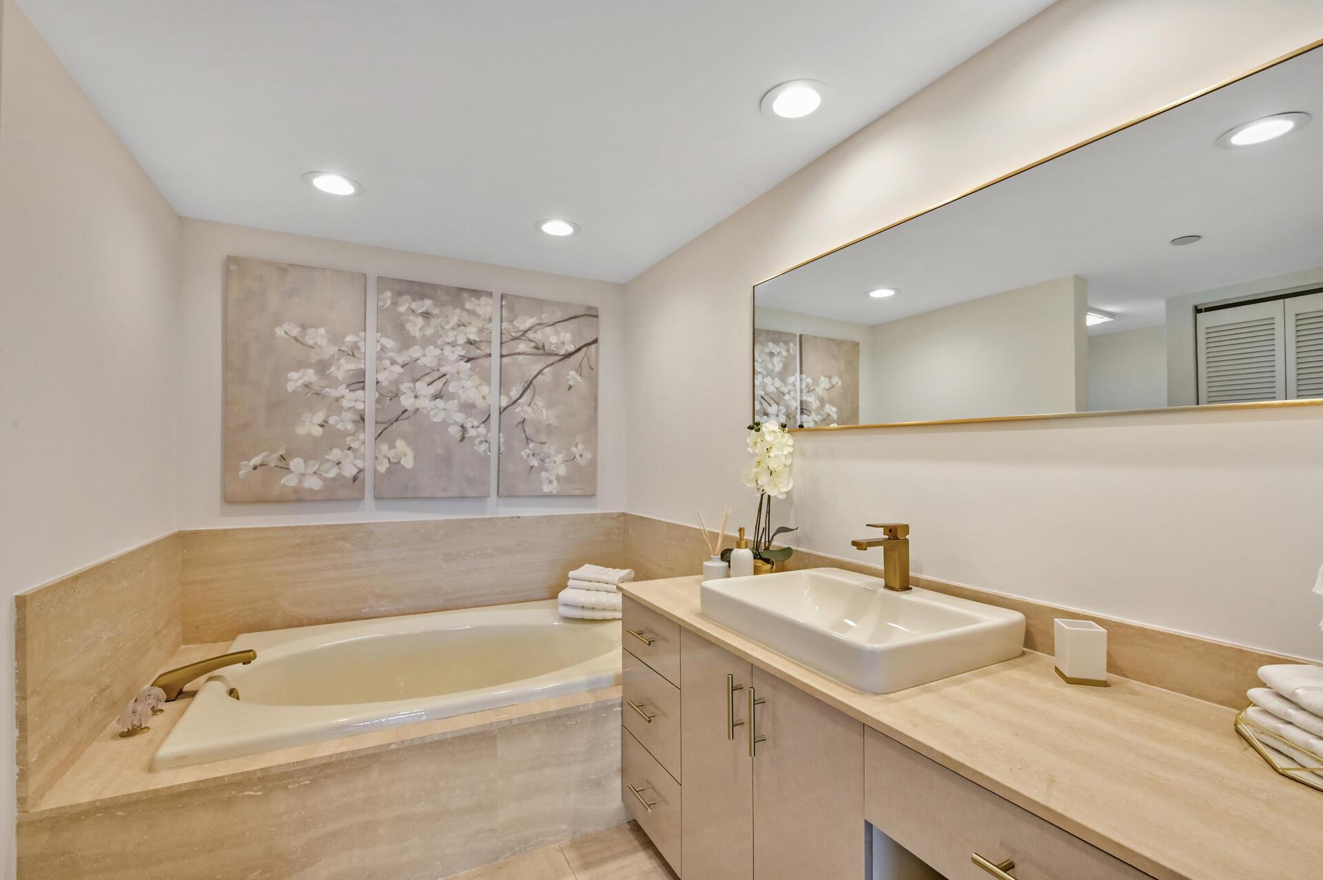 4101 N Ocean Boulevard Unit 1008
