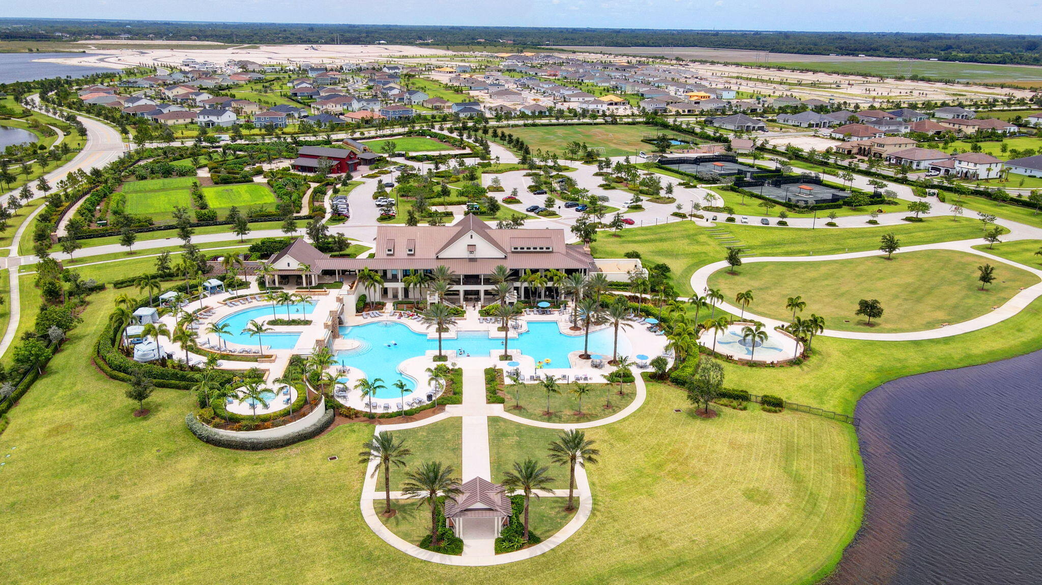 1290 Tangled Orchard Trace