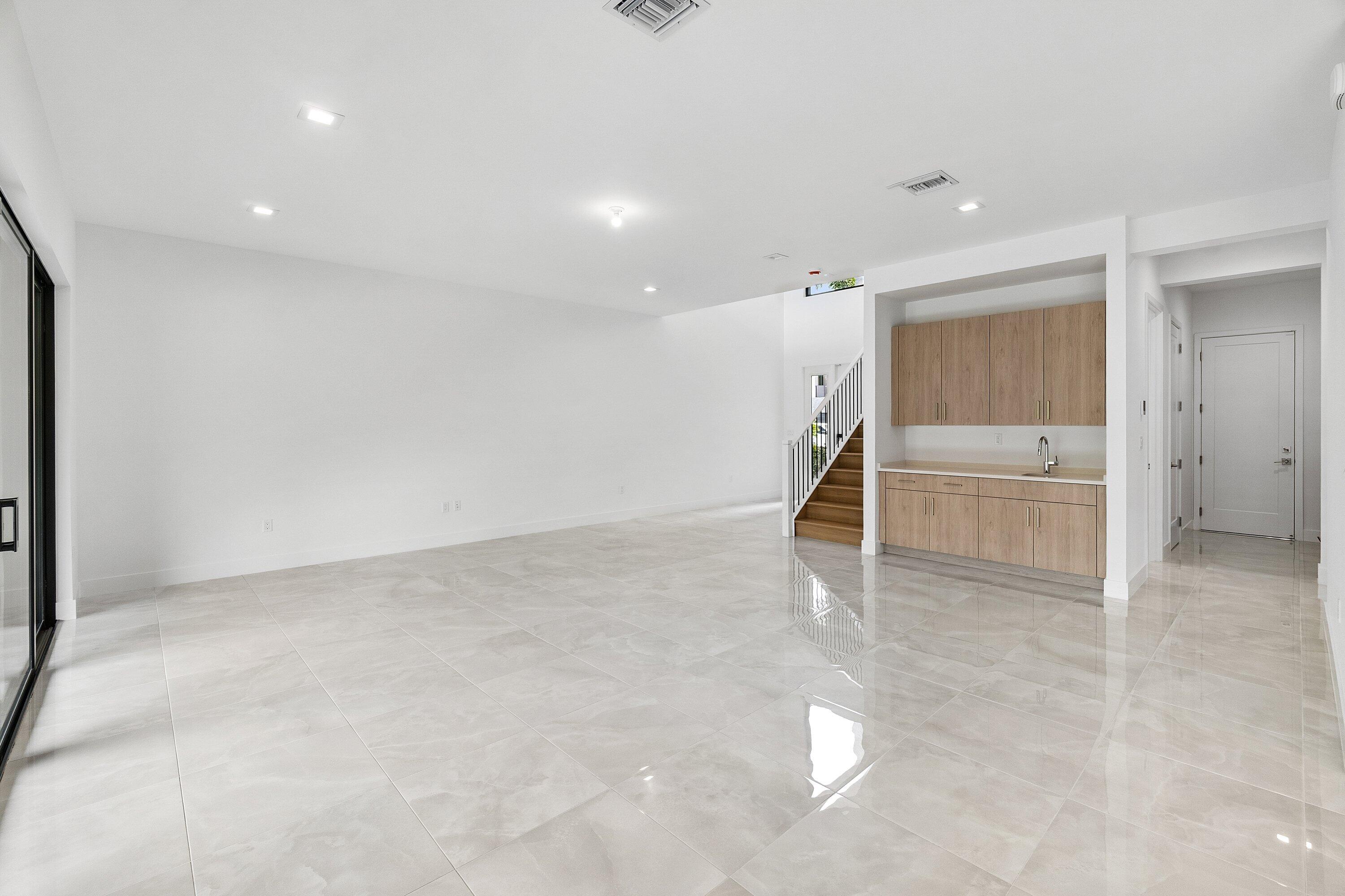 9241 Sunflower Mdw Road