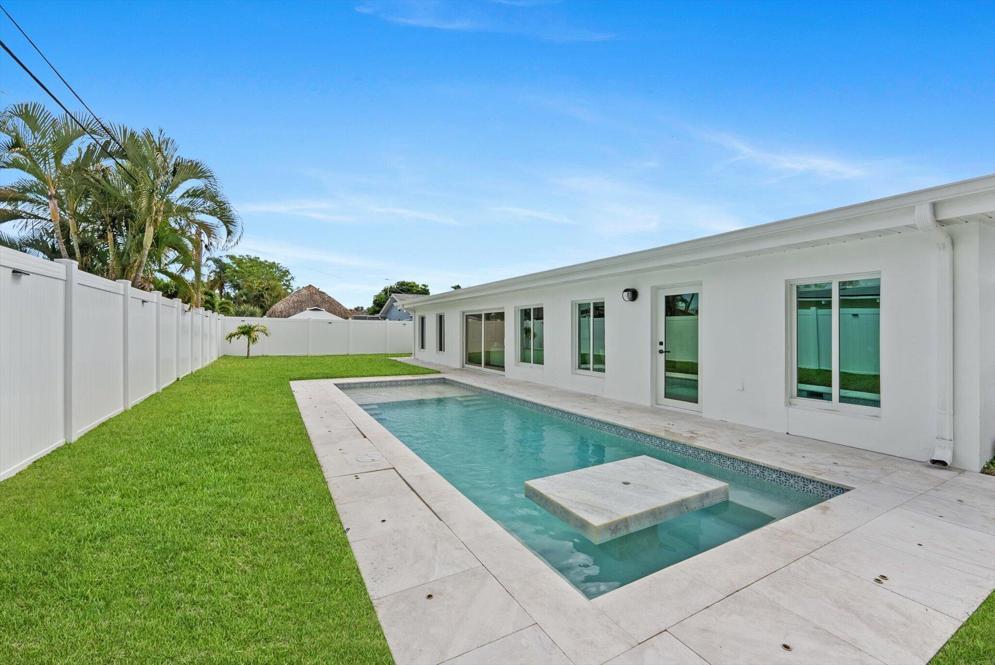 1289 SW 7th Street