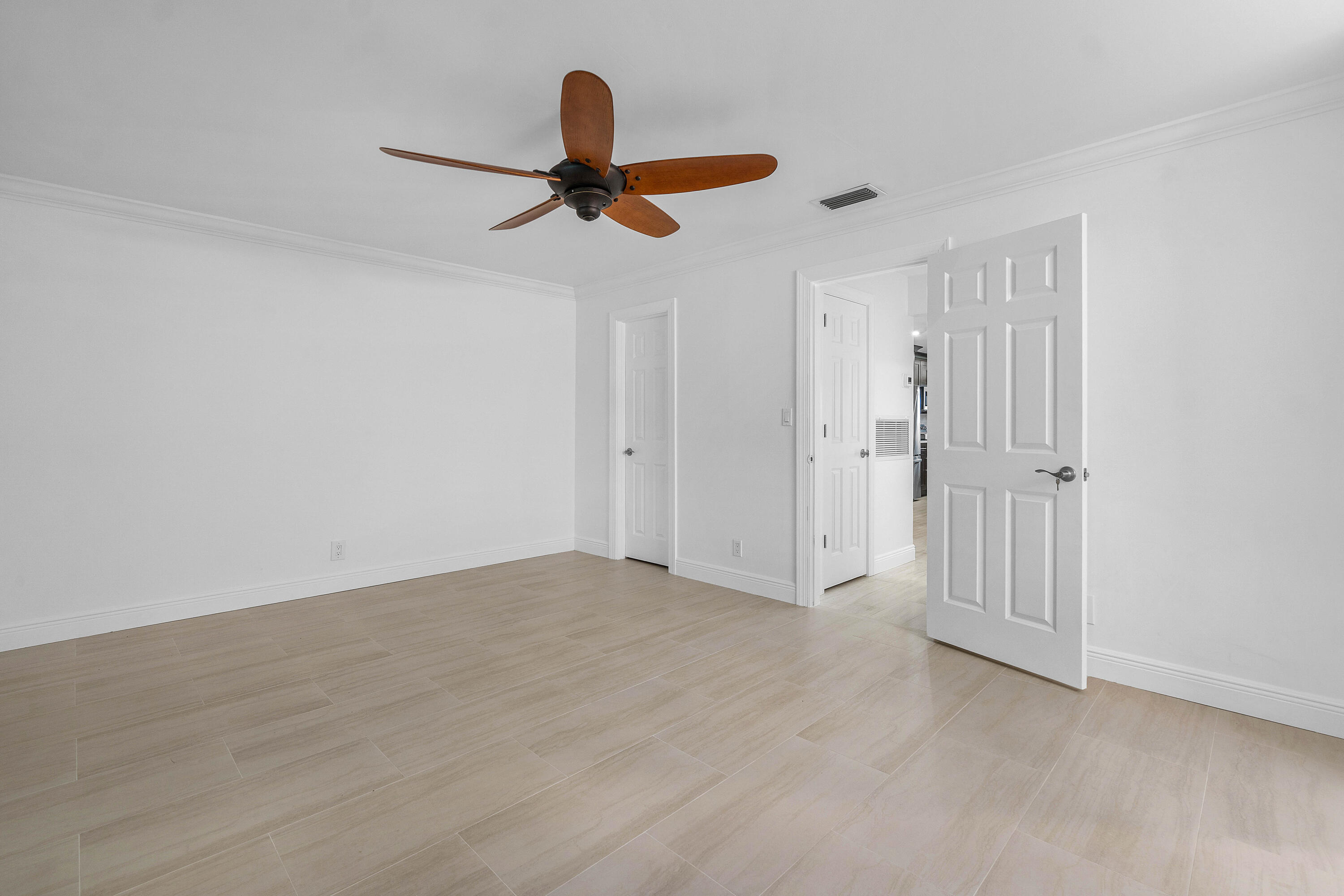 180 N High Point B