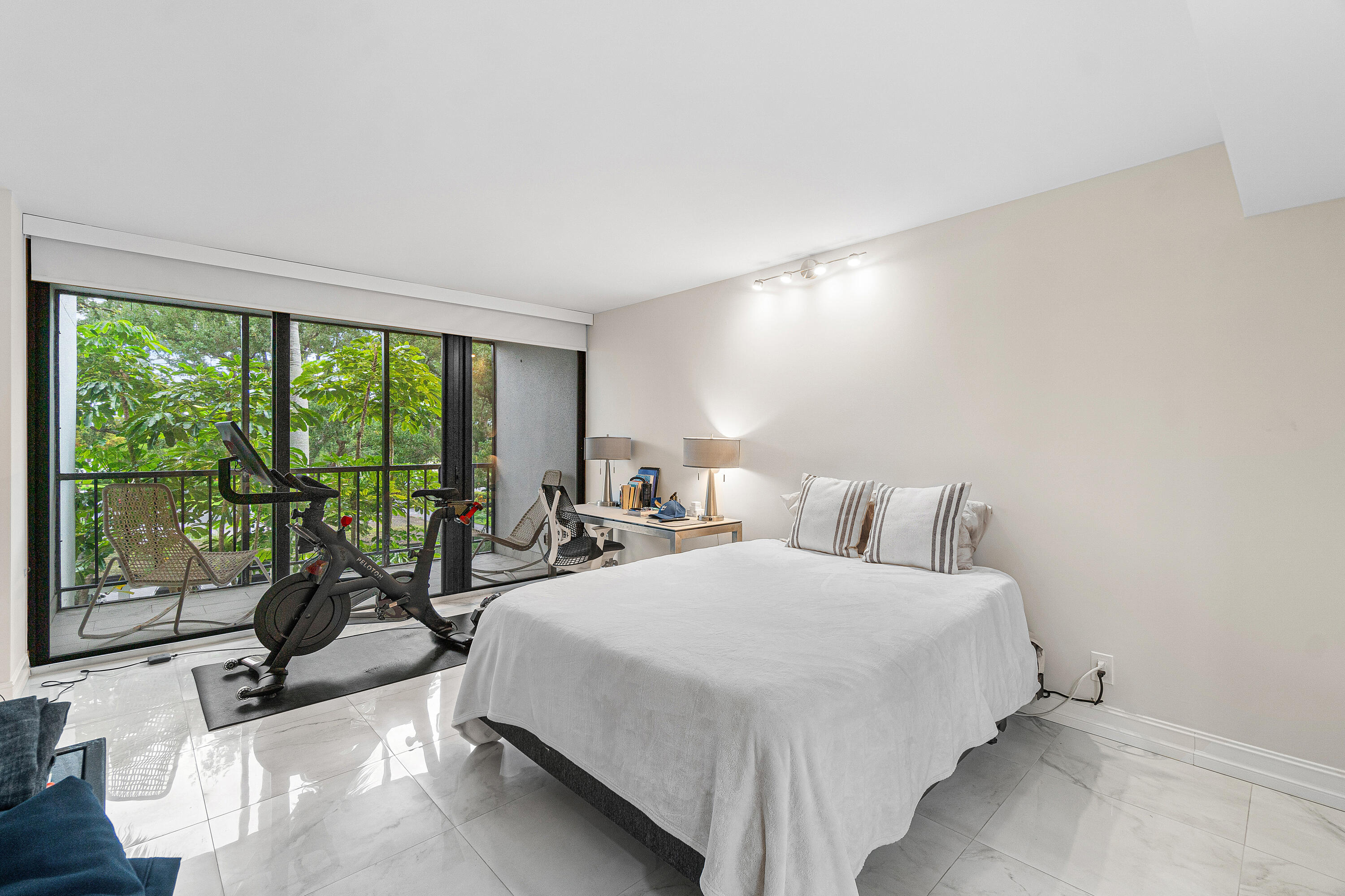 7768 Lakeside Boulevard 533