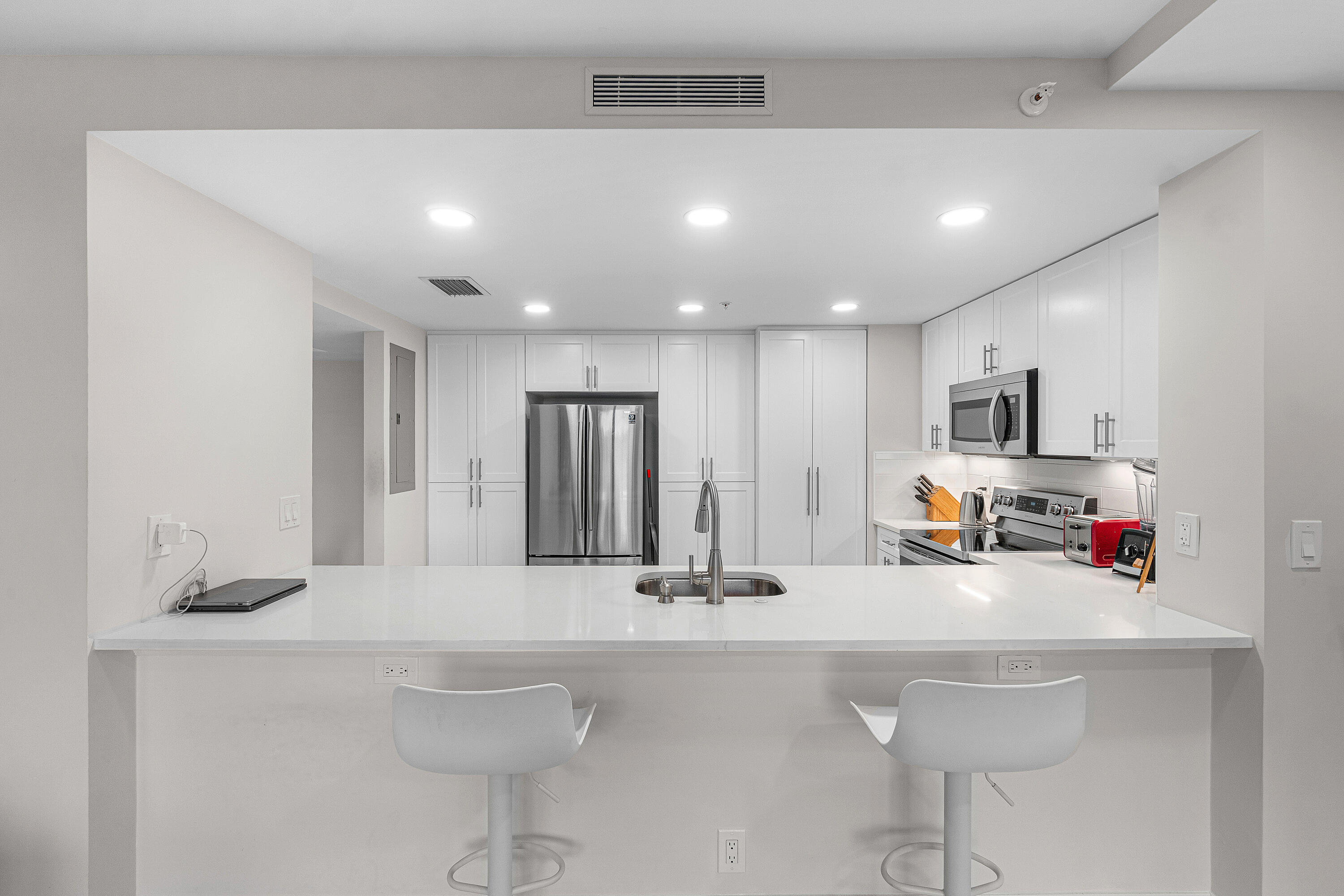 7768 Lakeside Boulevard 533