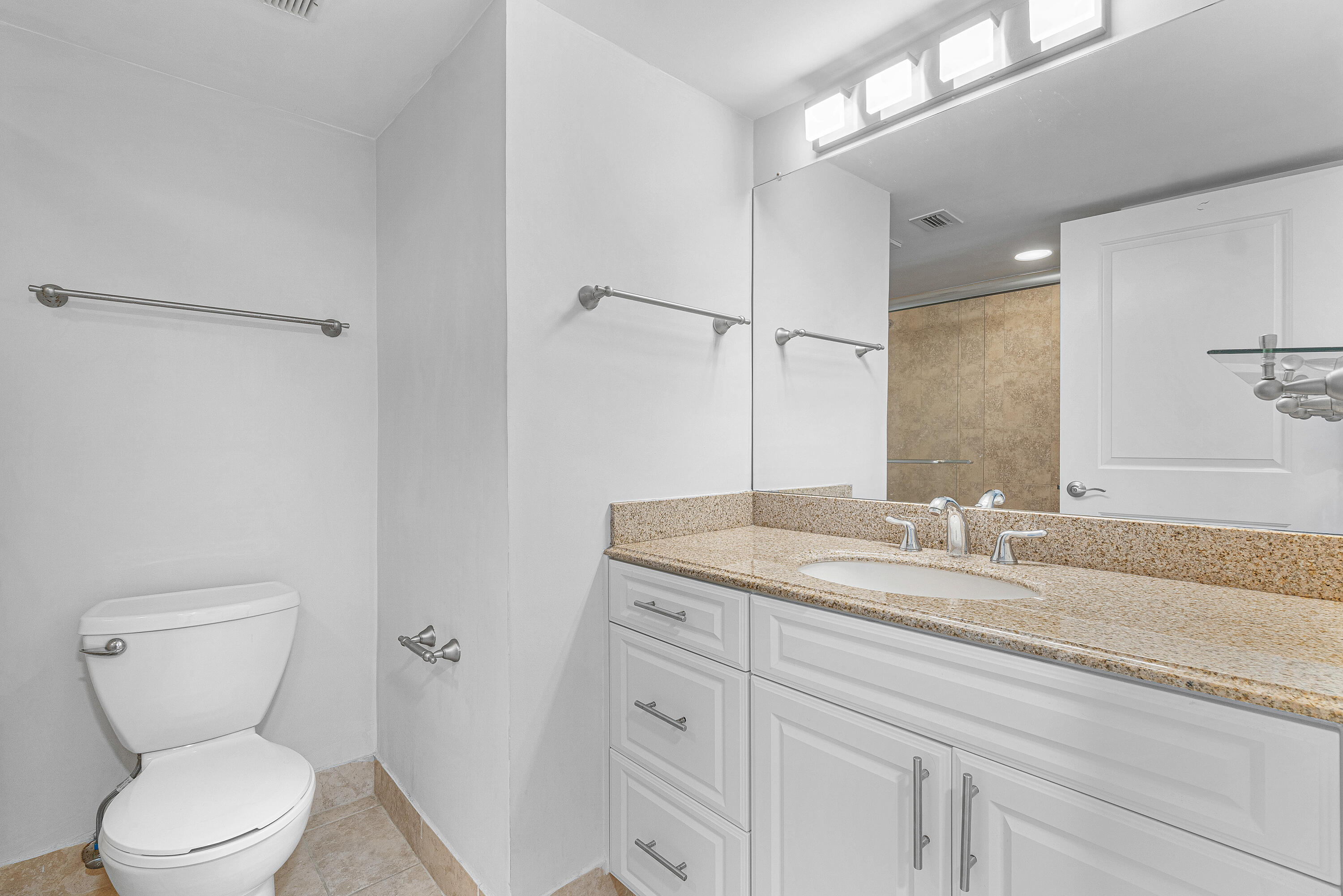 7768 Lakeside Boulevard 533