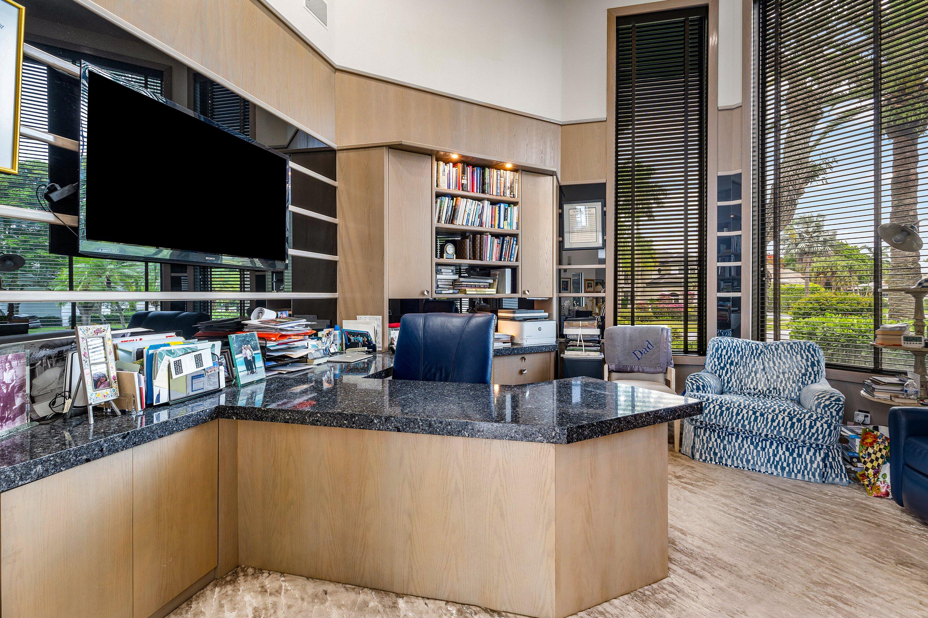 7027 Queenferry Circle