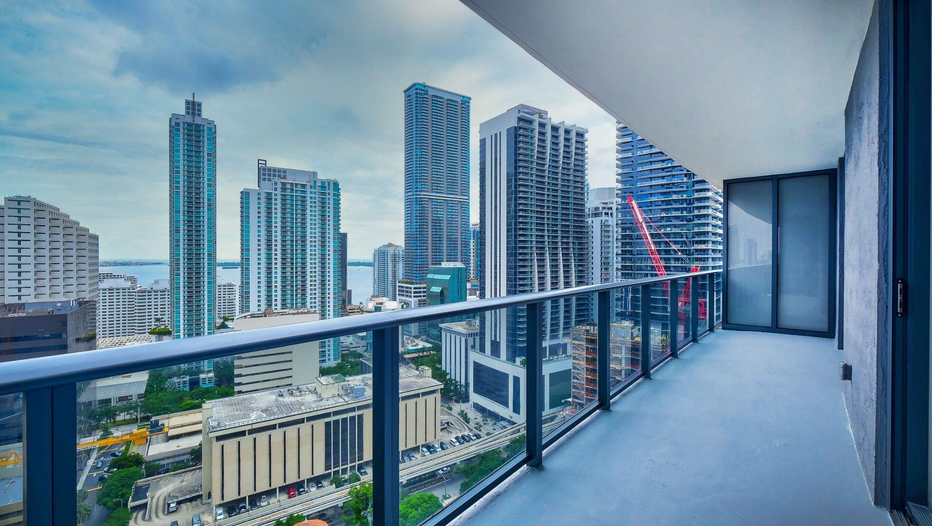 45 SW 9th Street 2502
