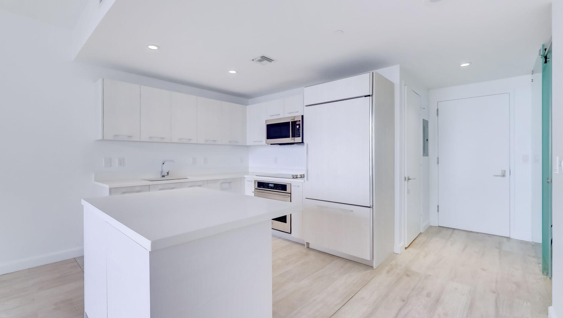 45 SW 9th Street 2502