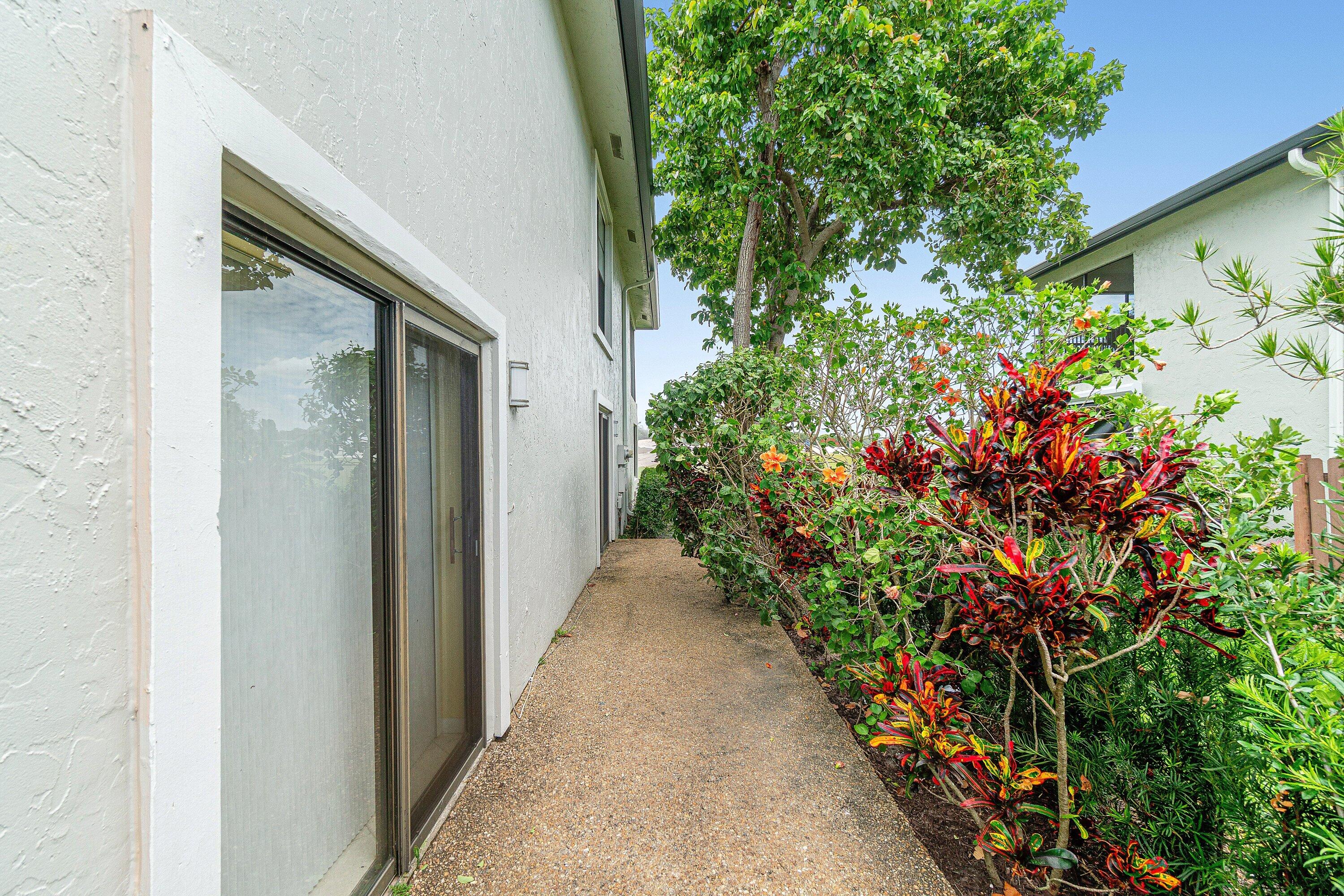 21 Southport Lane C