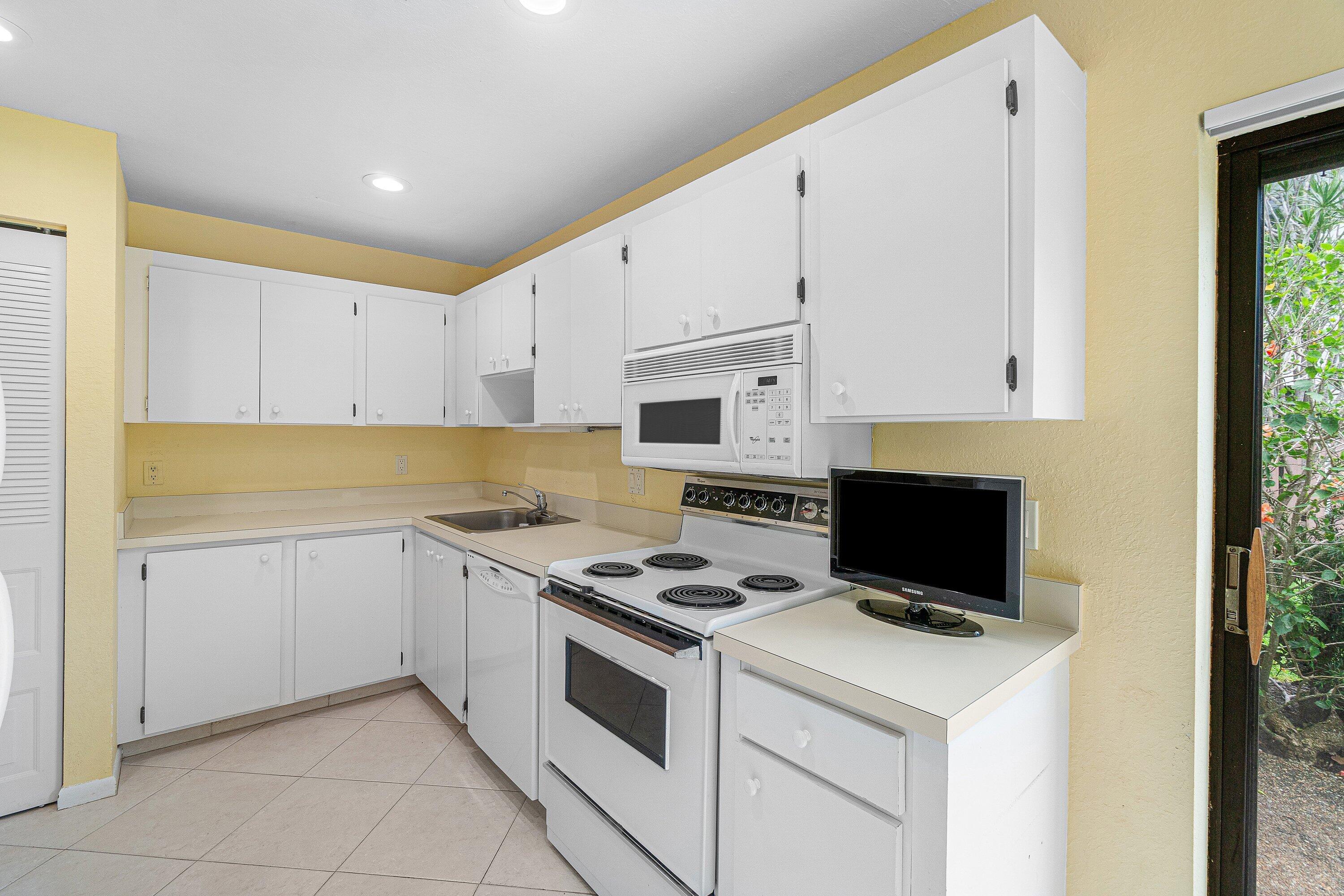 21 Southport Lane C