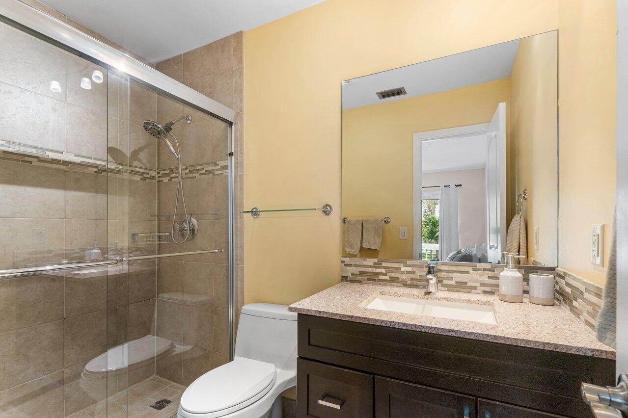 842 SE 19th Avenue 103