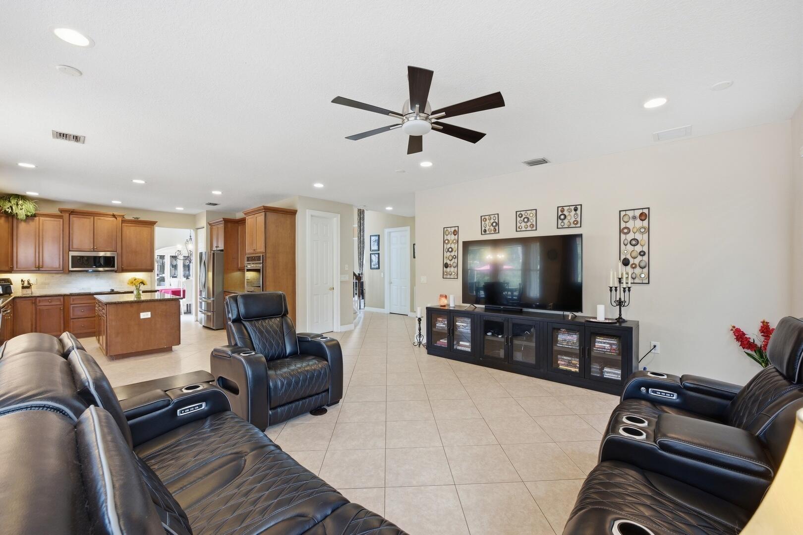 11161 Sunset Ridge Circle