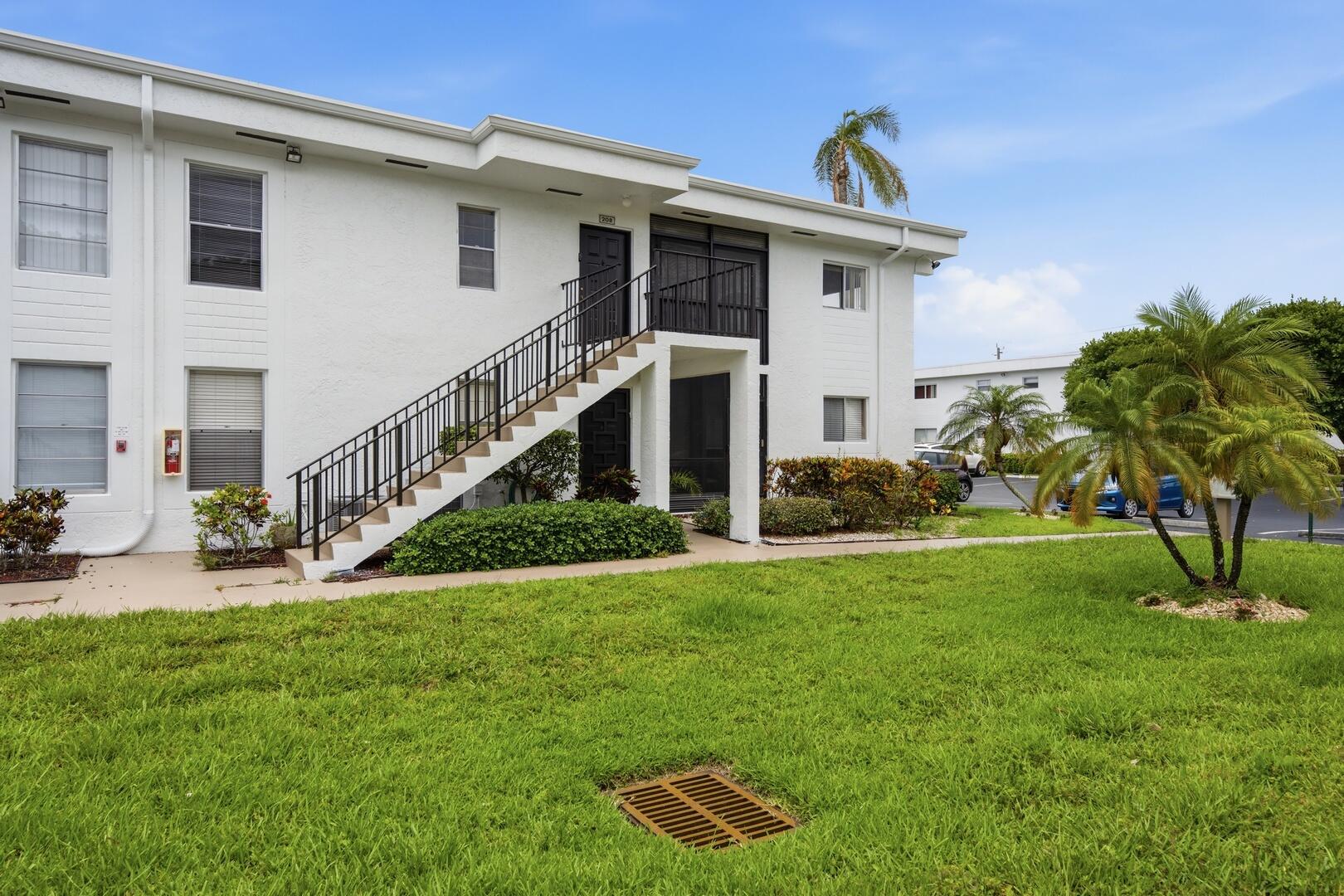 14898 Wedgefield Drive 208