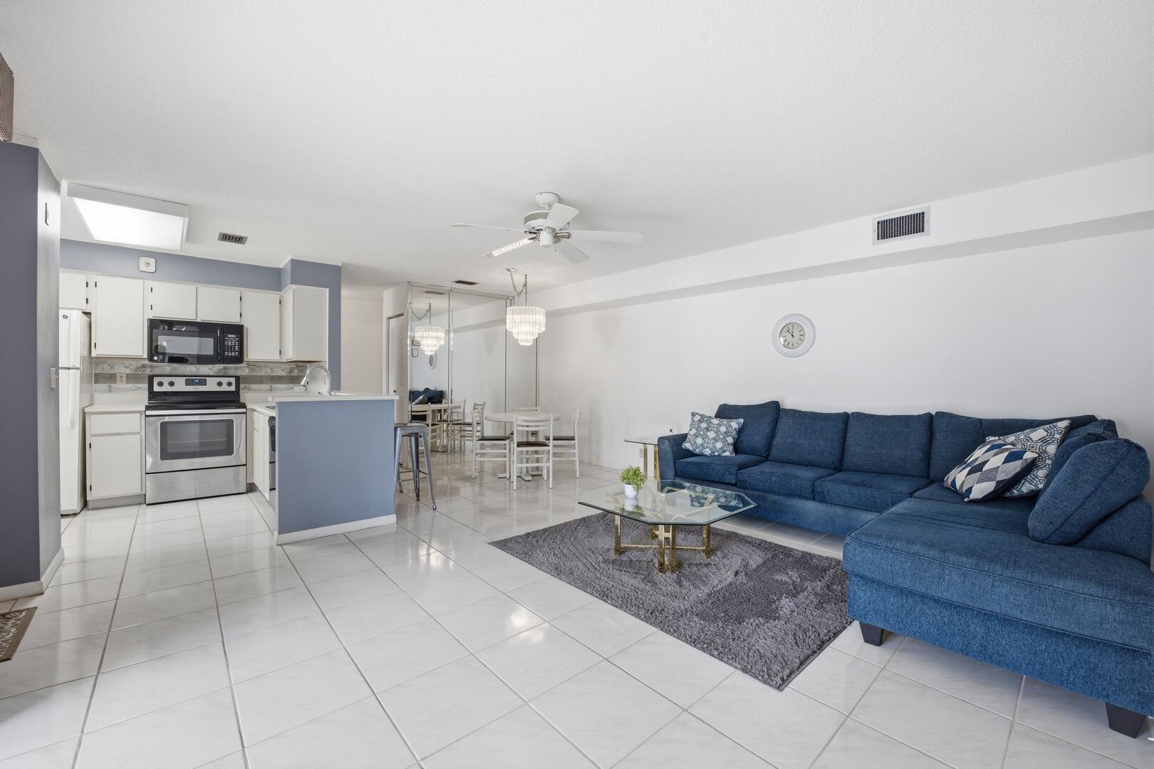 14898 Wedgefield Drive 208