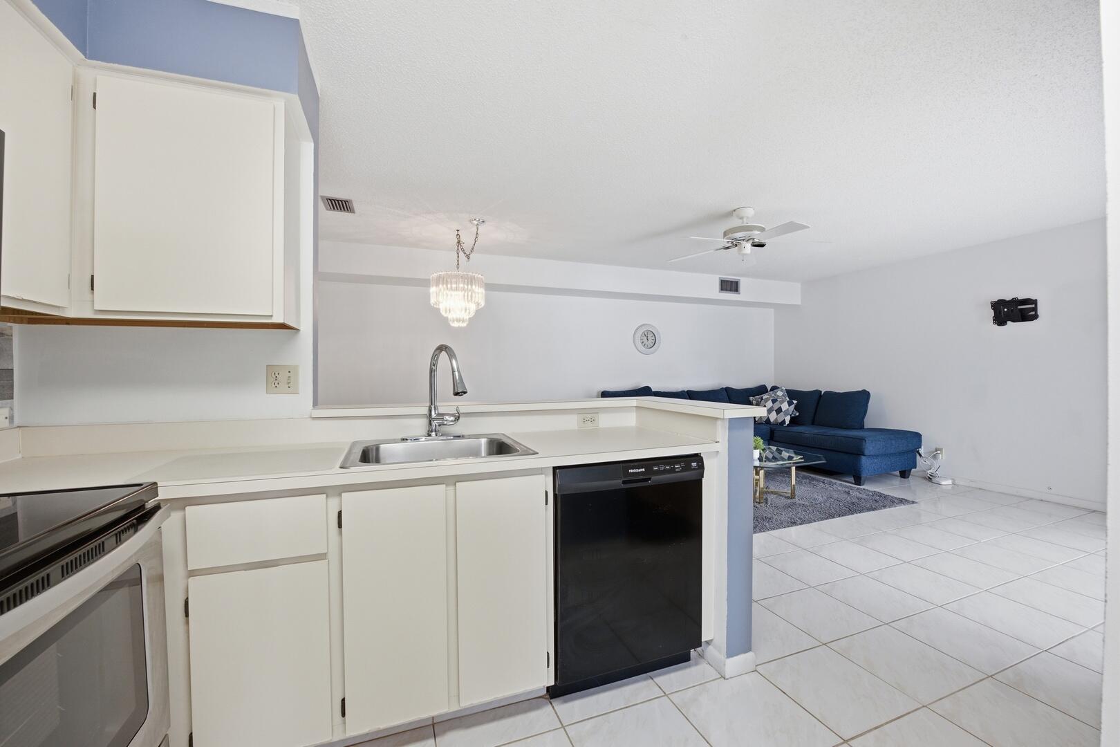14898 Wedgefield Drive 208