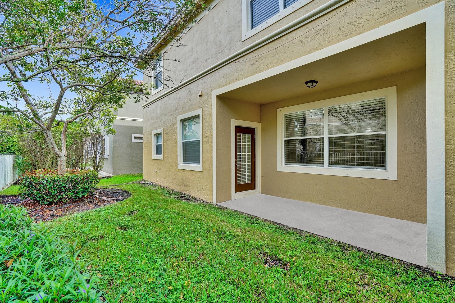 12645 NW 8th Court