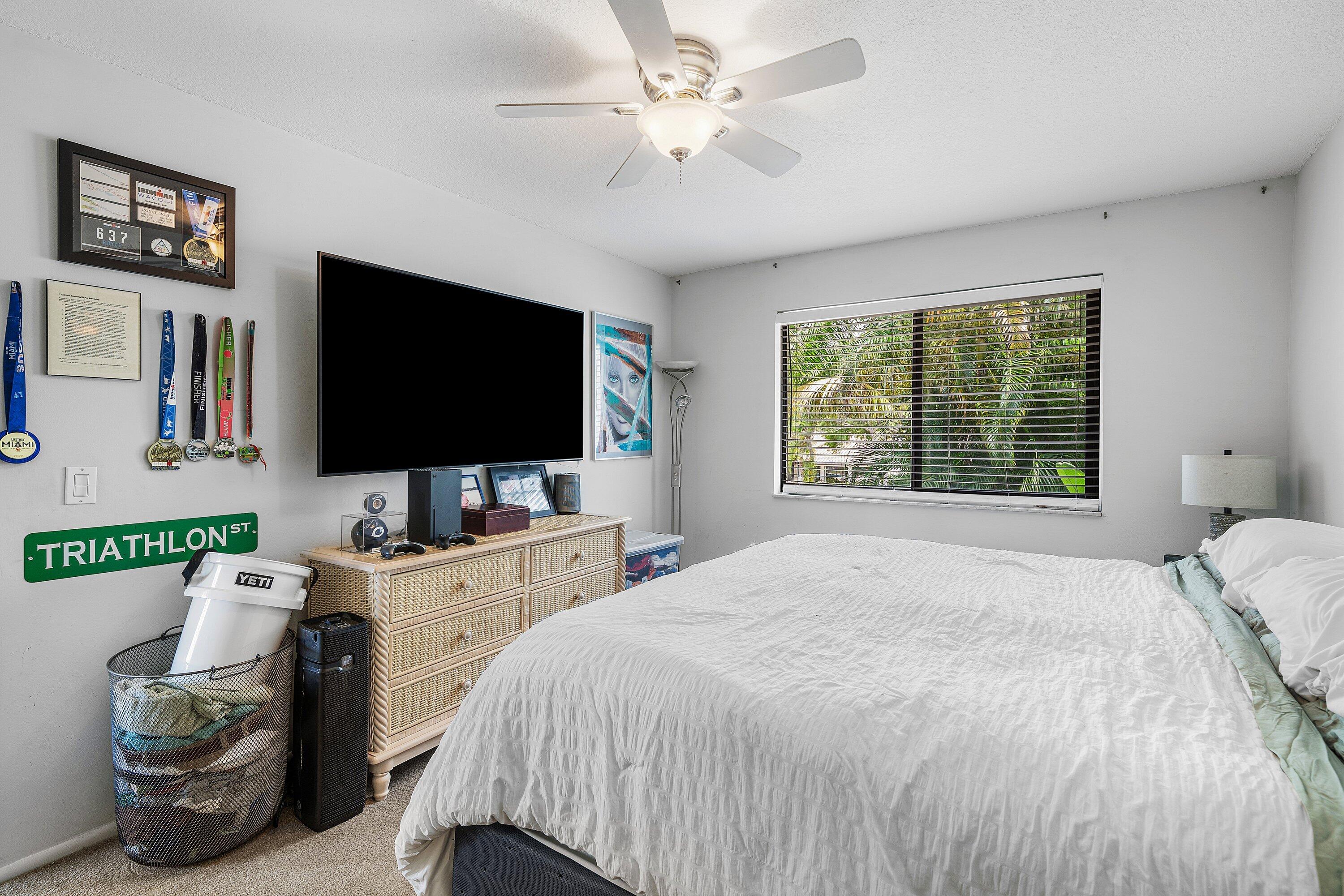 7200 NW 2nd Avenue 0660