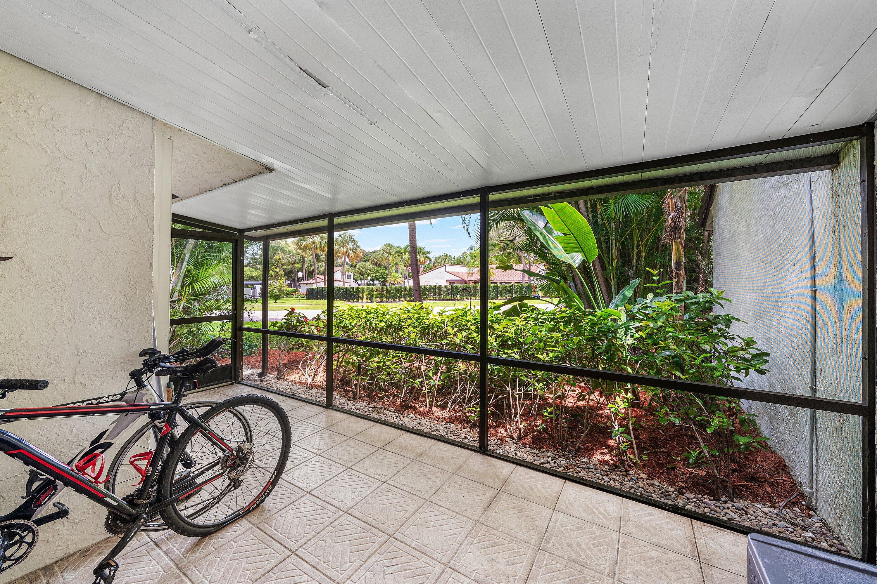 7200 NW 2nd Avenue 0660