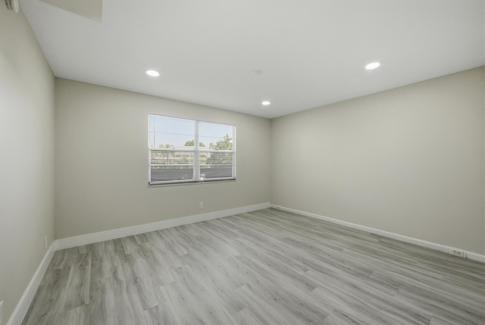 2901 Victoria Circle B2