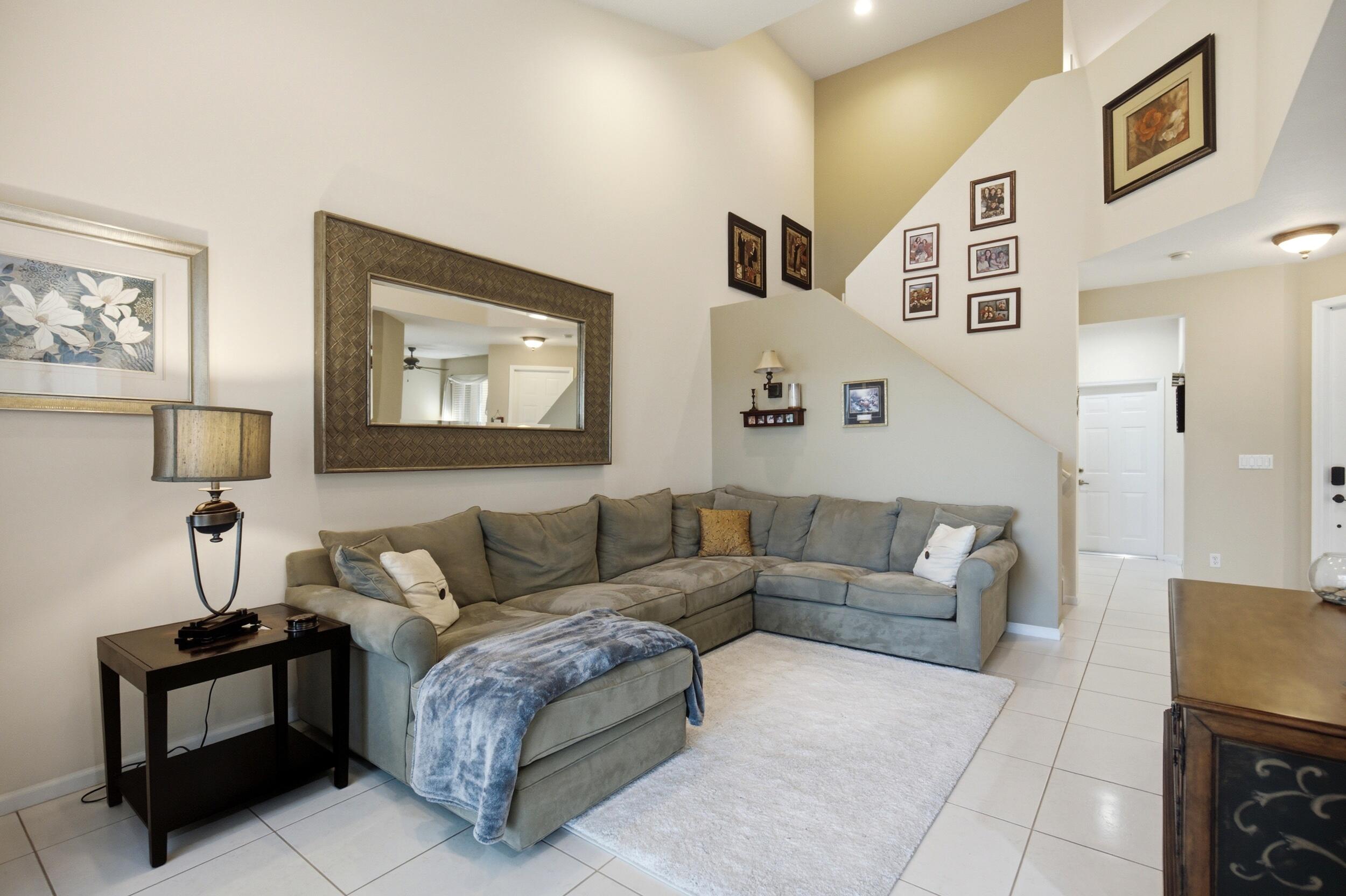 5616 NW 127th Terrace