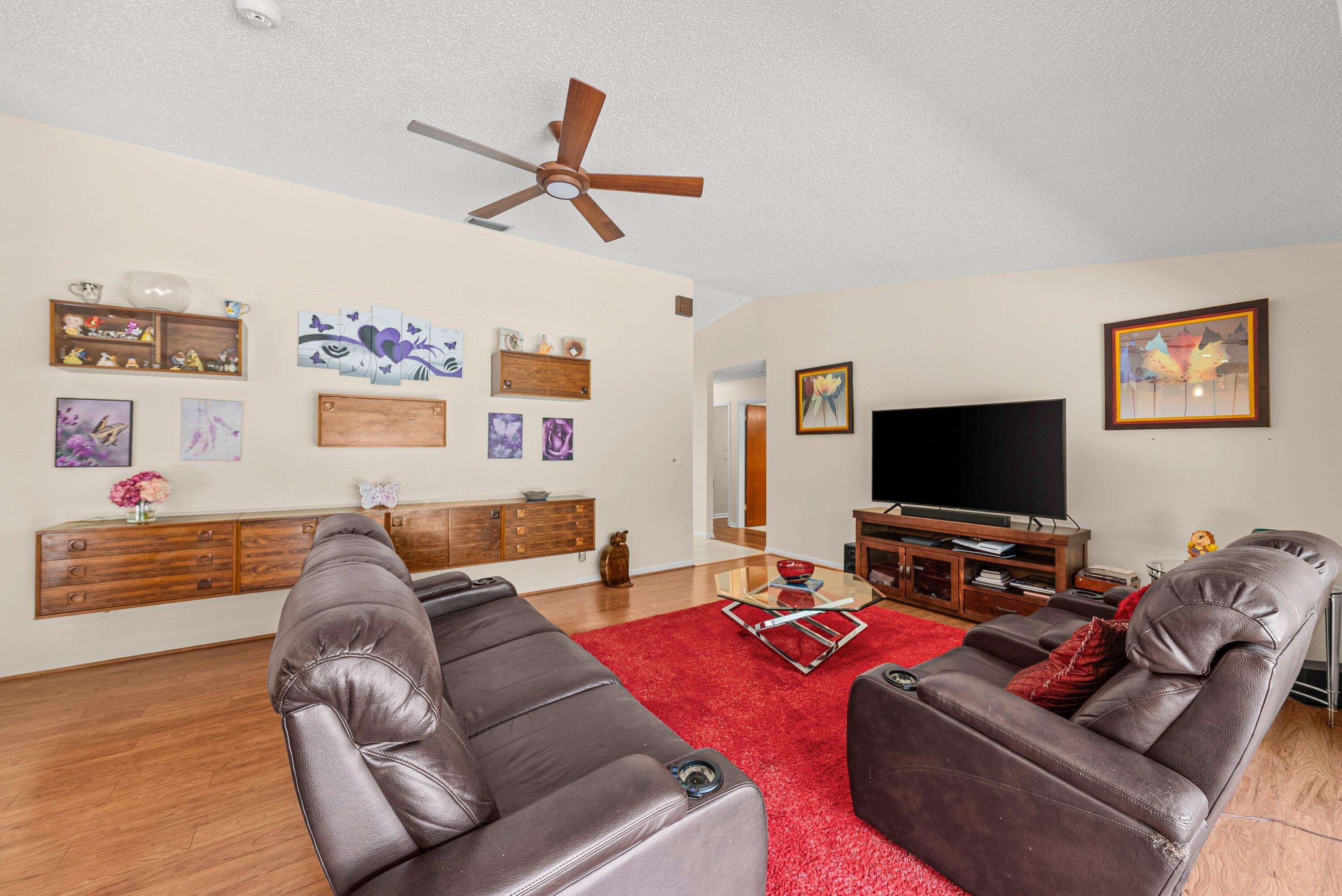 2493 NW Timbercreek Circle NW