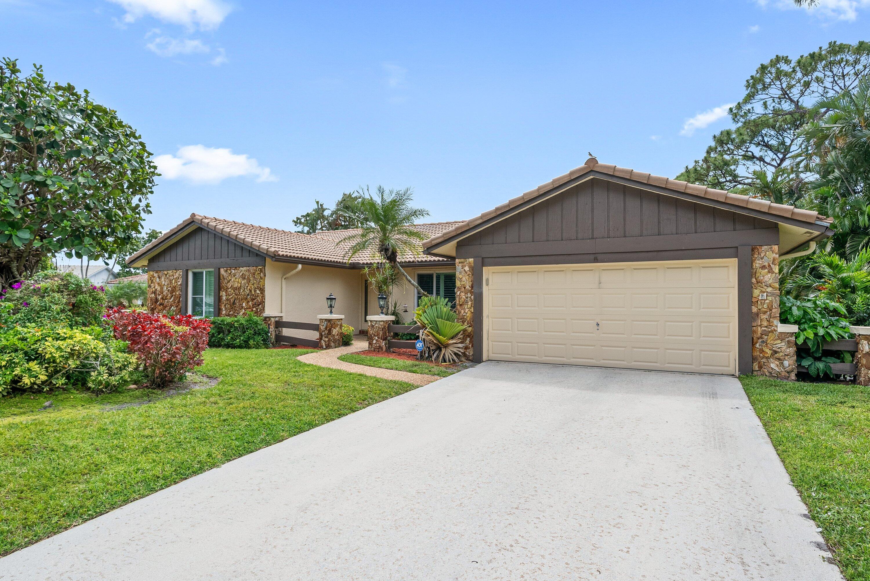 2493 NW Timbercreek Circle NW