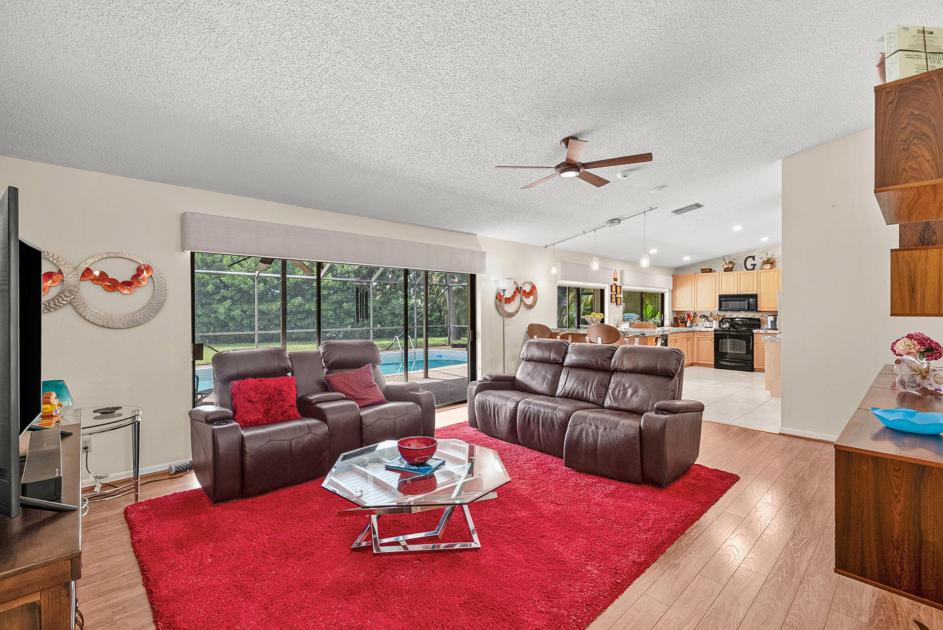 2493 NW Timbercreek Circle NW