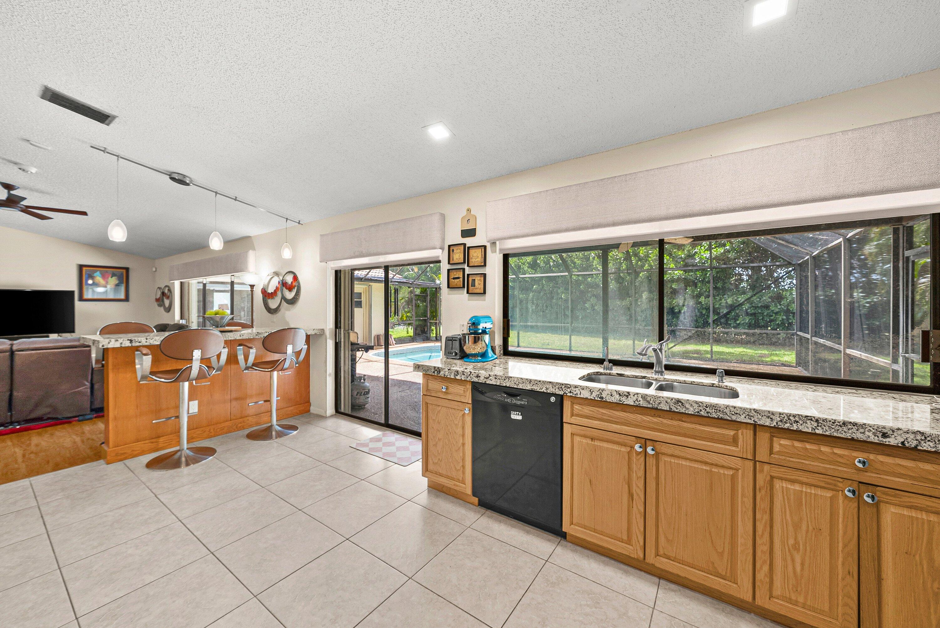 2493 NW Timbercreek Circle NW