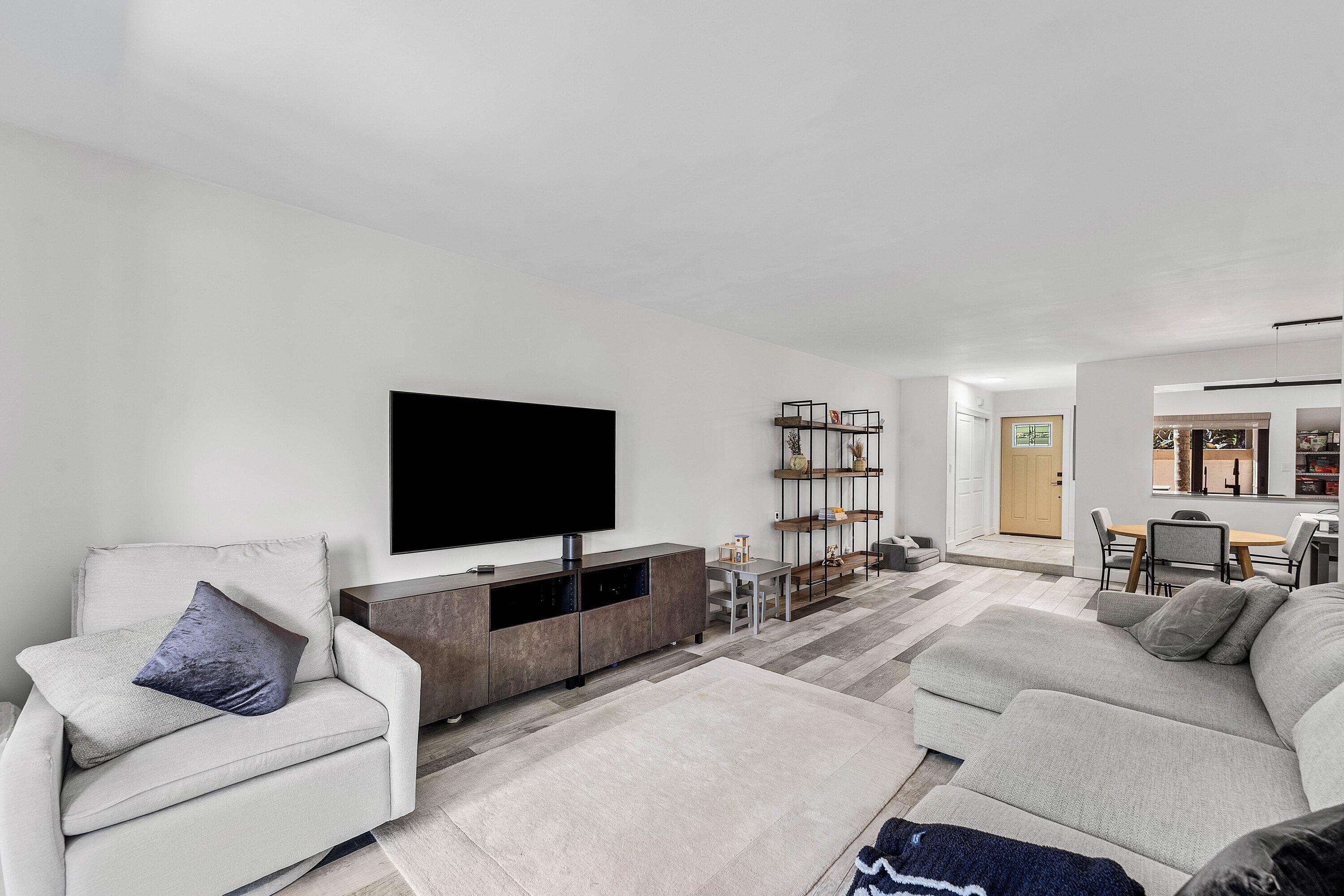 7942 La Mirada Drive