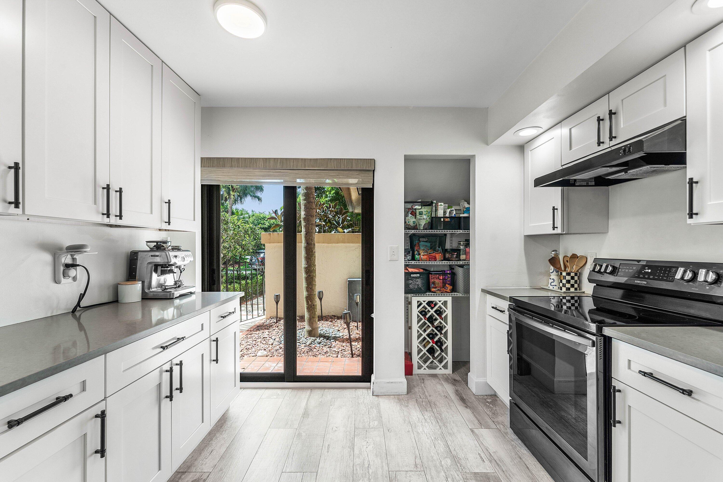 7942 La Mirada Drive