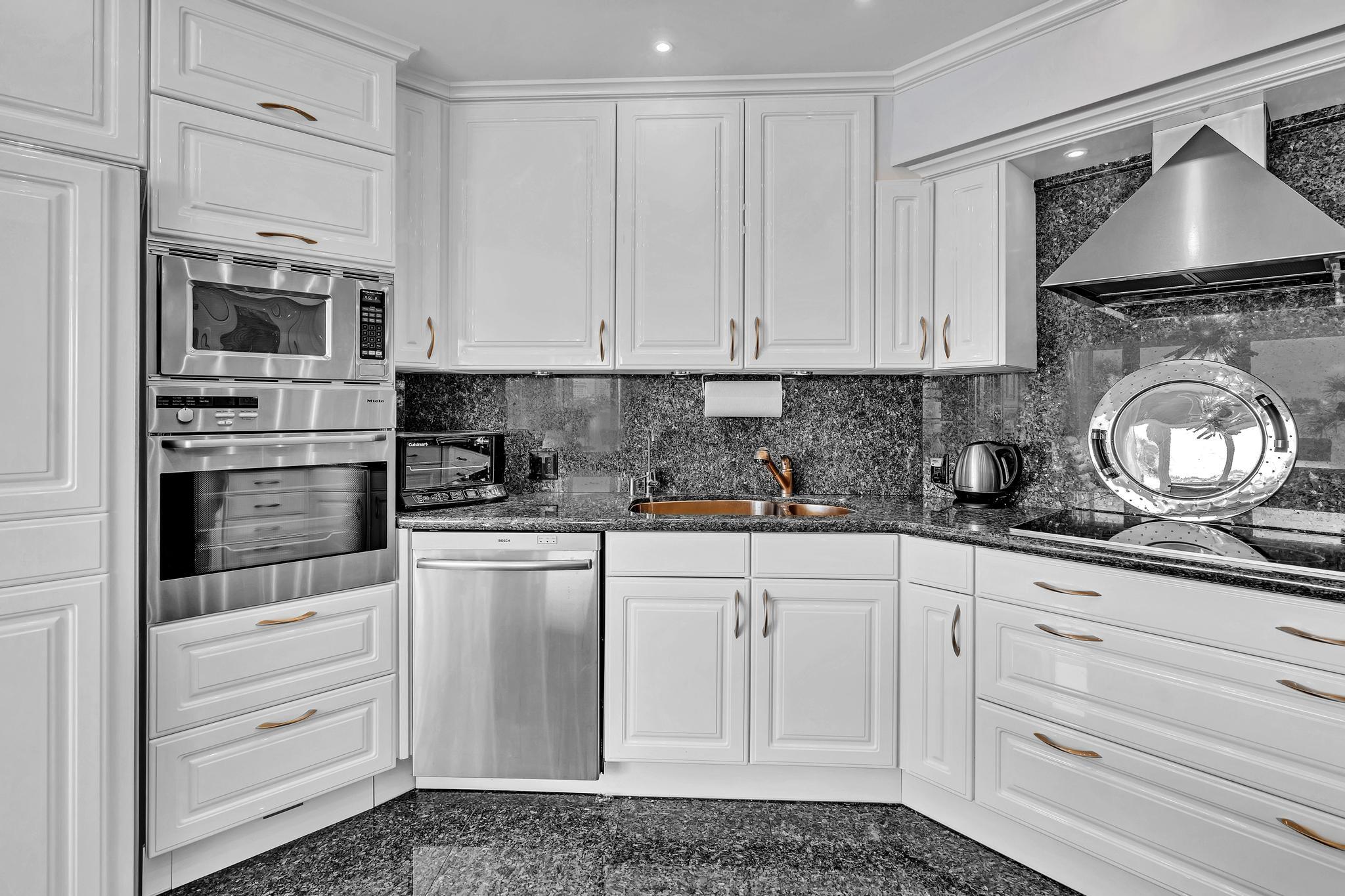 3320 W 90th Street