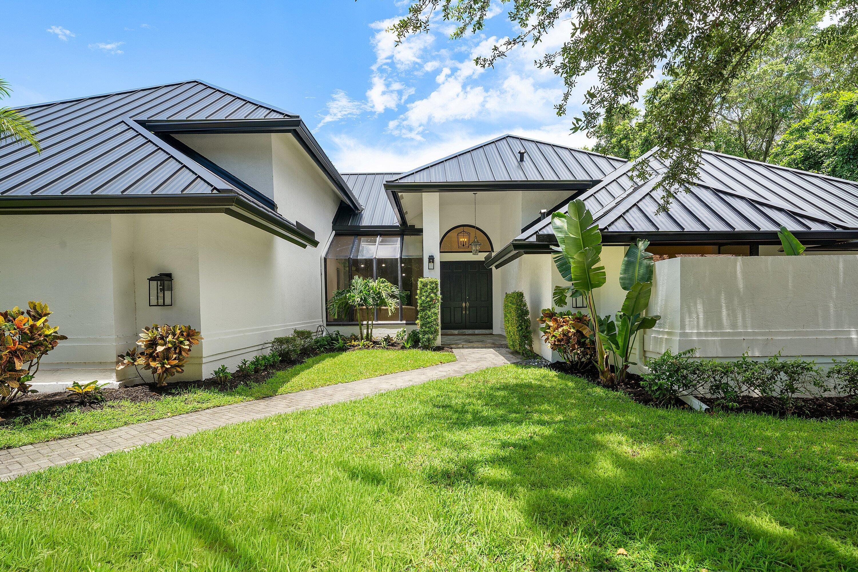 3235 Hyde Circle
