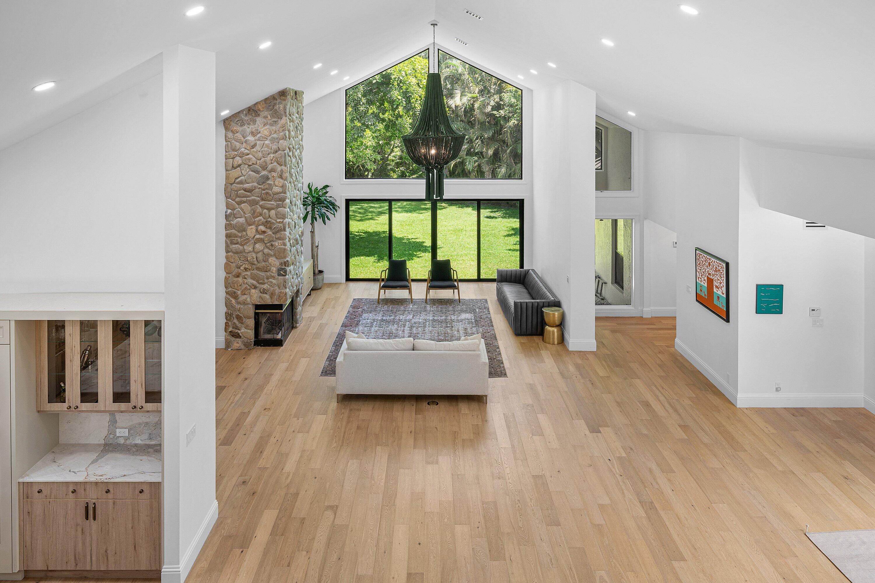 3235 Hyde Circle