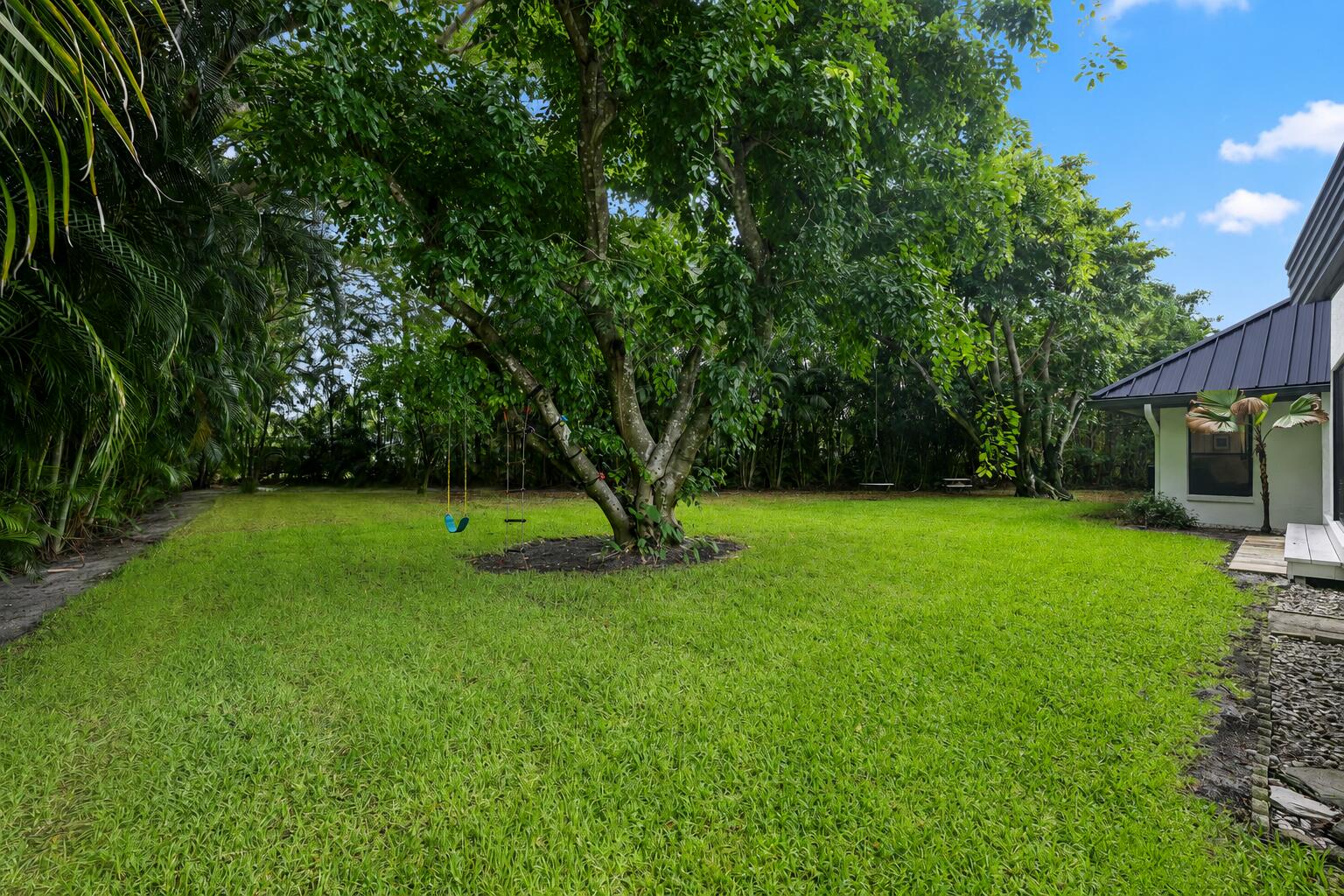 3235 Hyde Circle