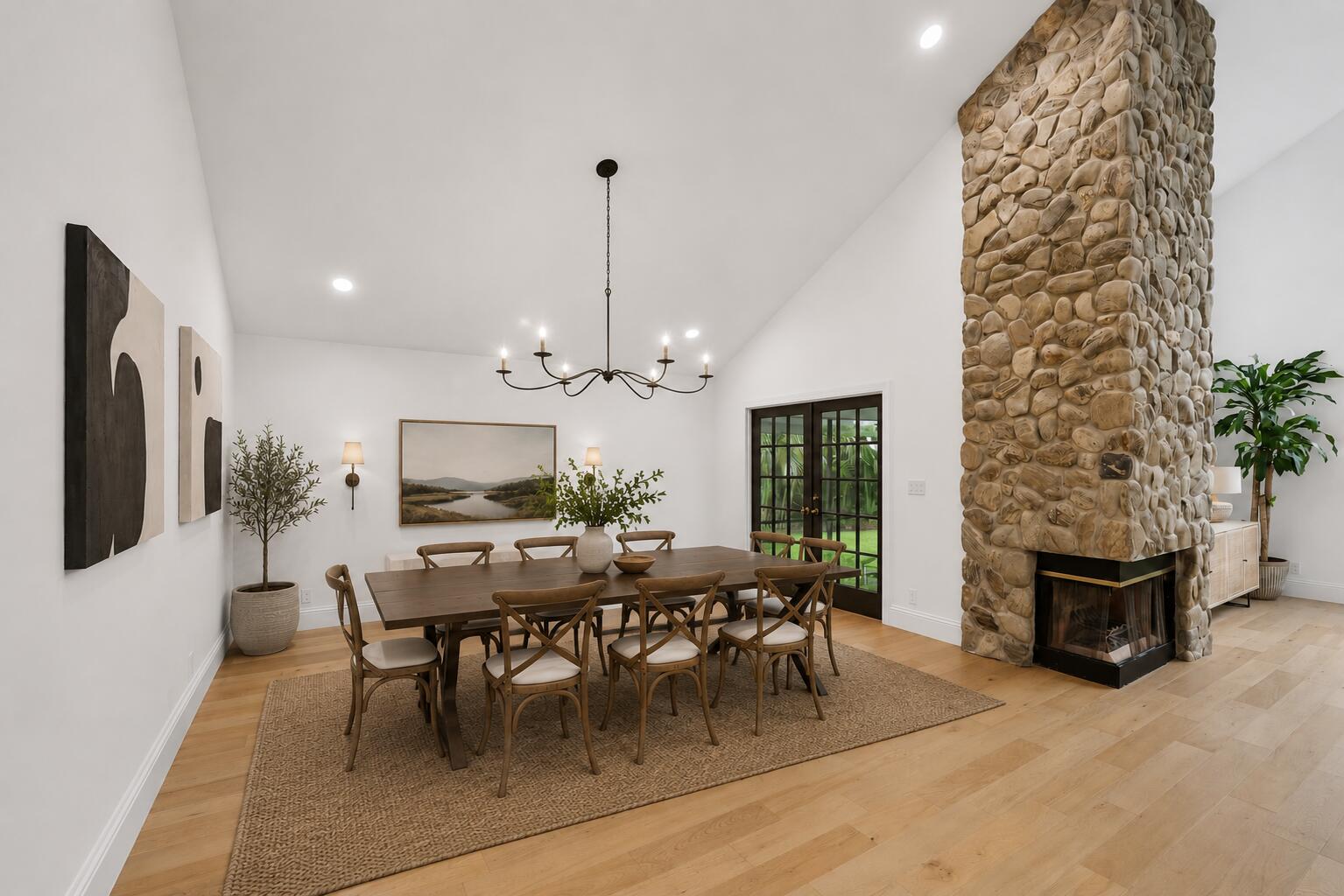 3235 Hyde Circle